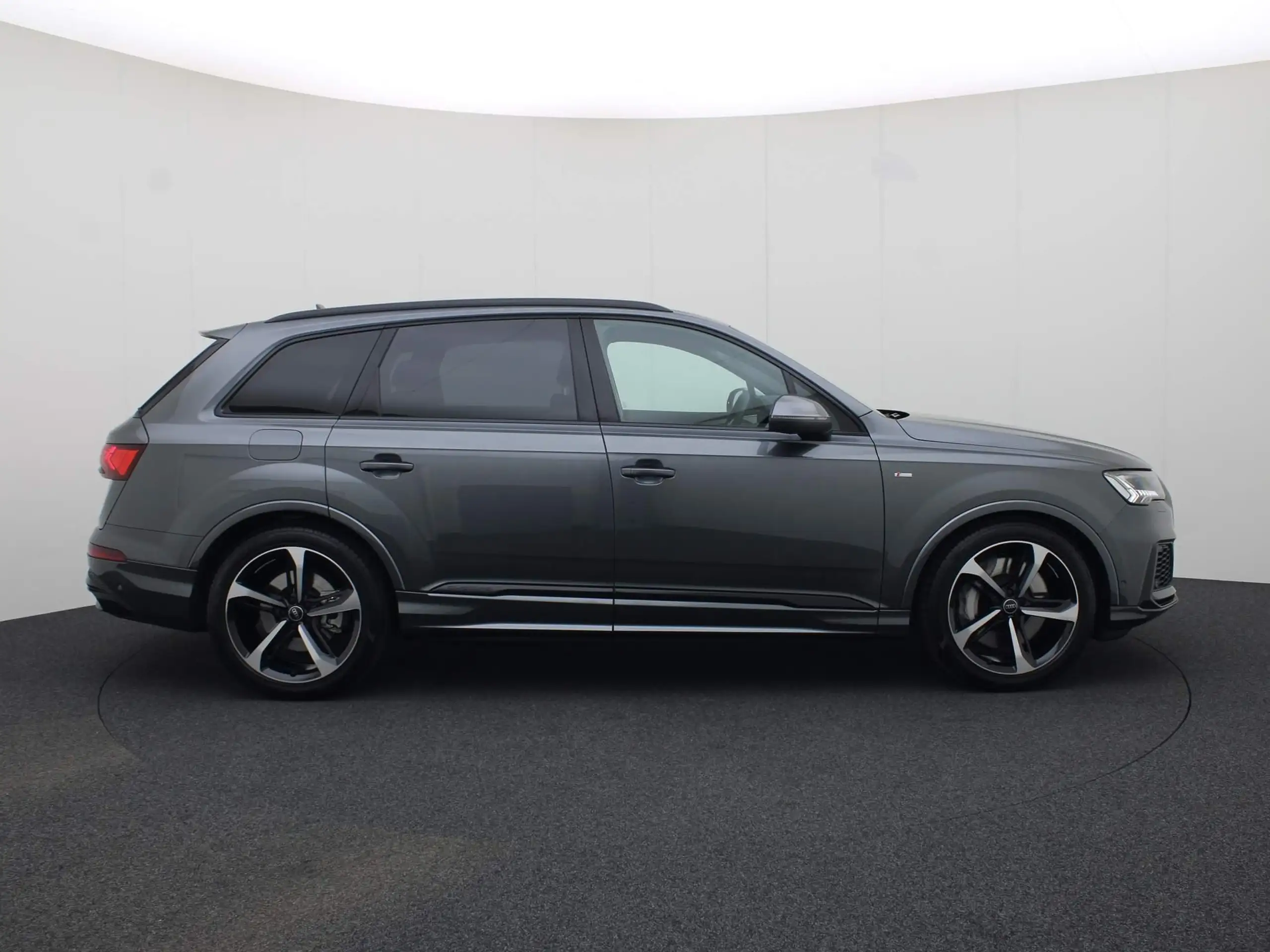 Audi - Q7