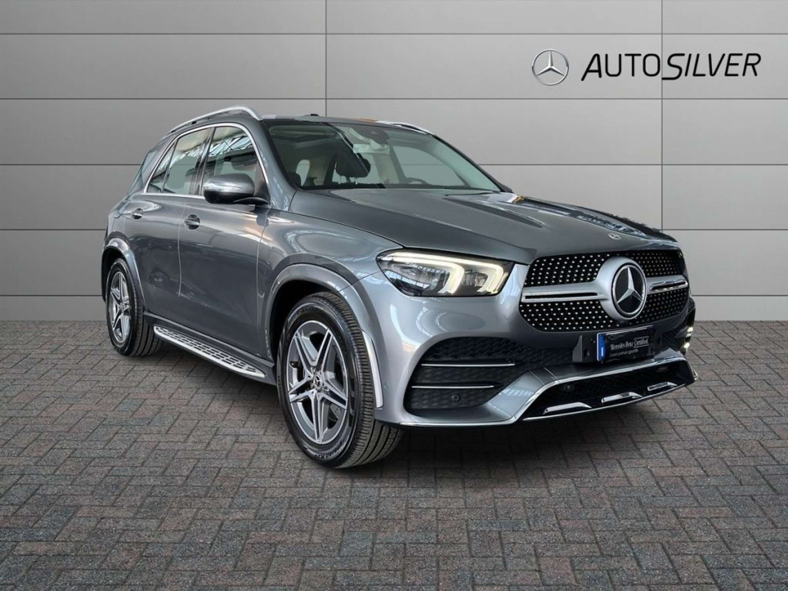 Mercedes-Benz GLE 300 2020