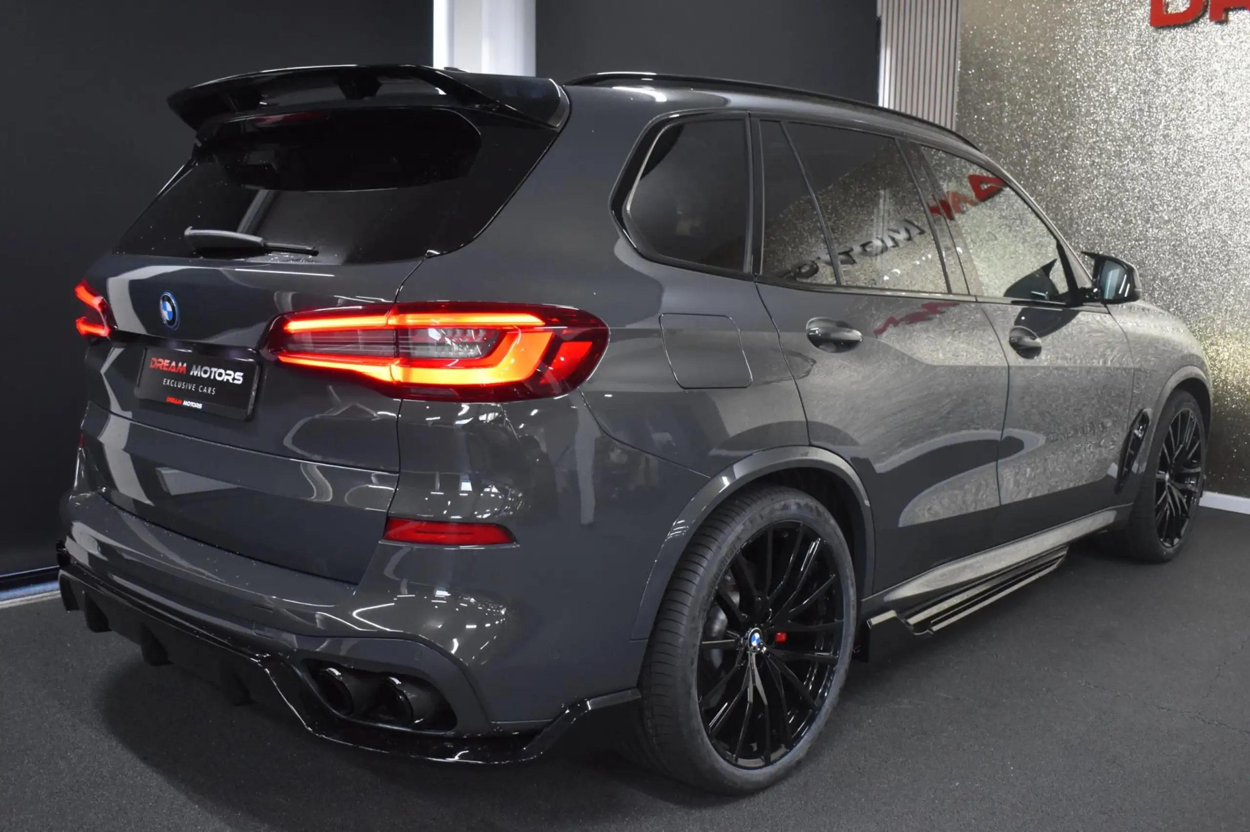 BMW - X5