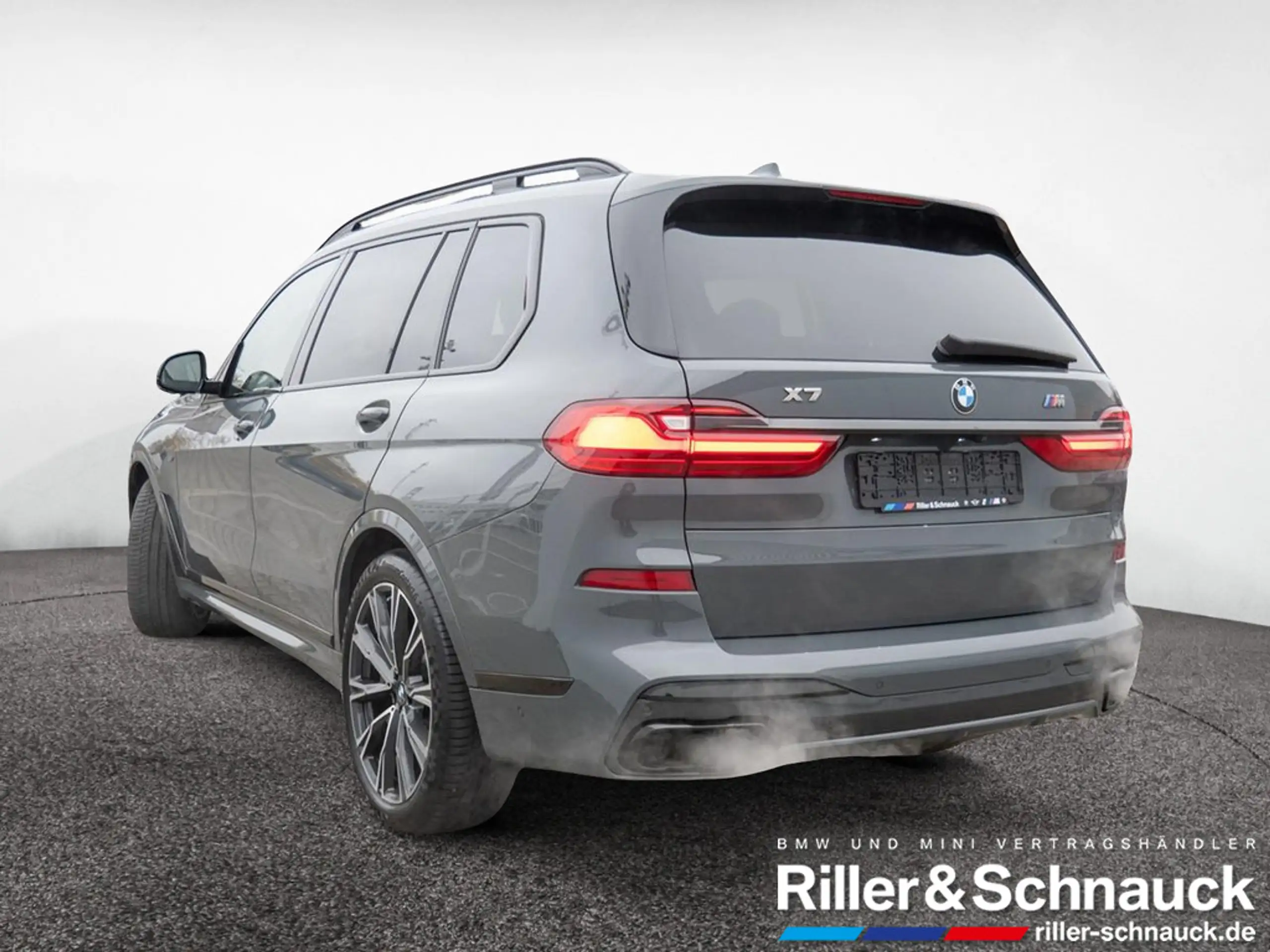 BMW - X7 M