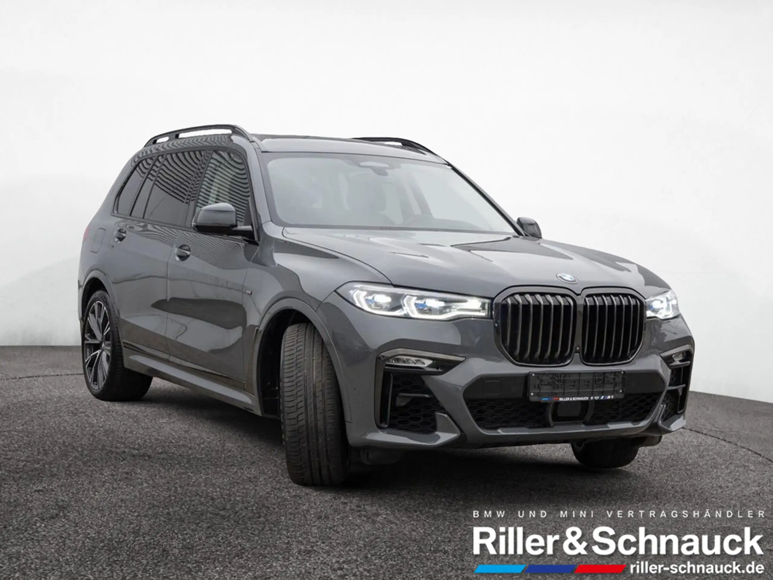 BMW - X7 M