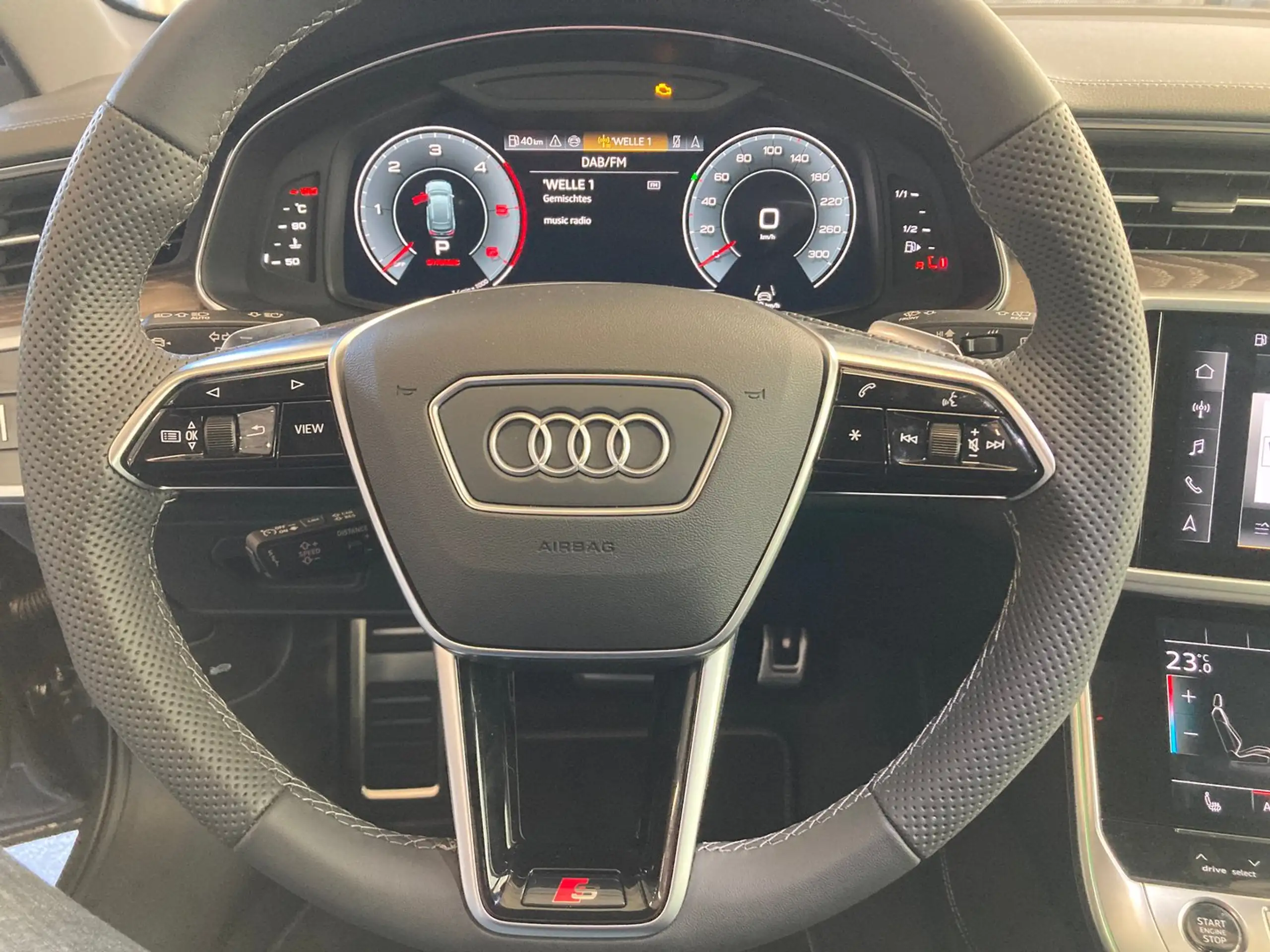 Audi - A6