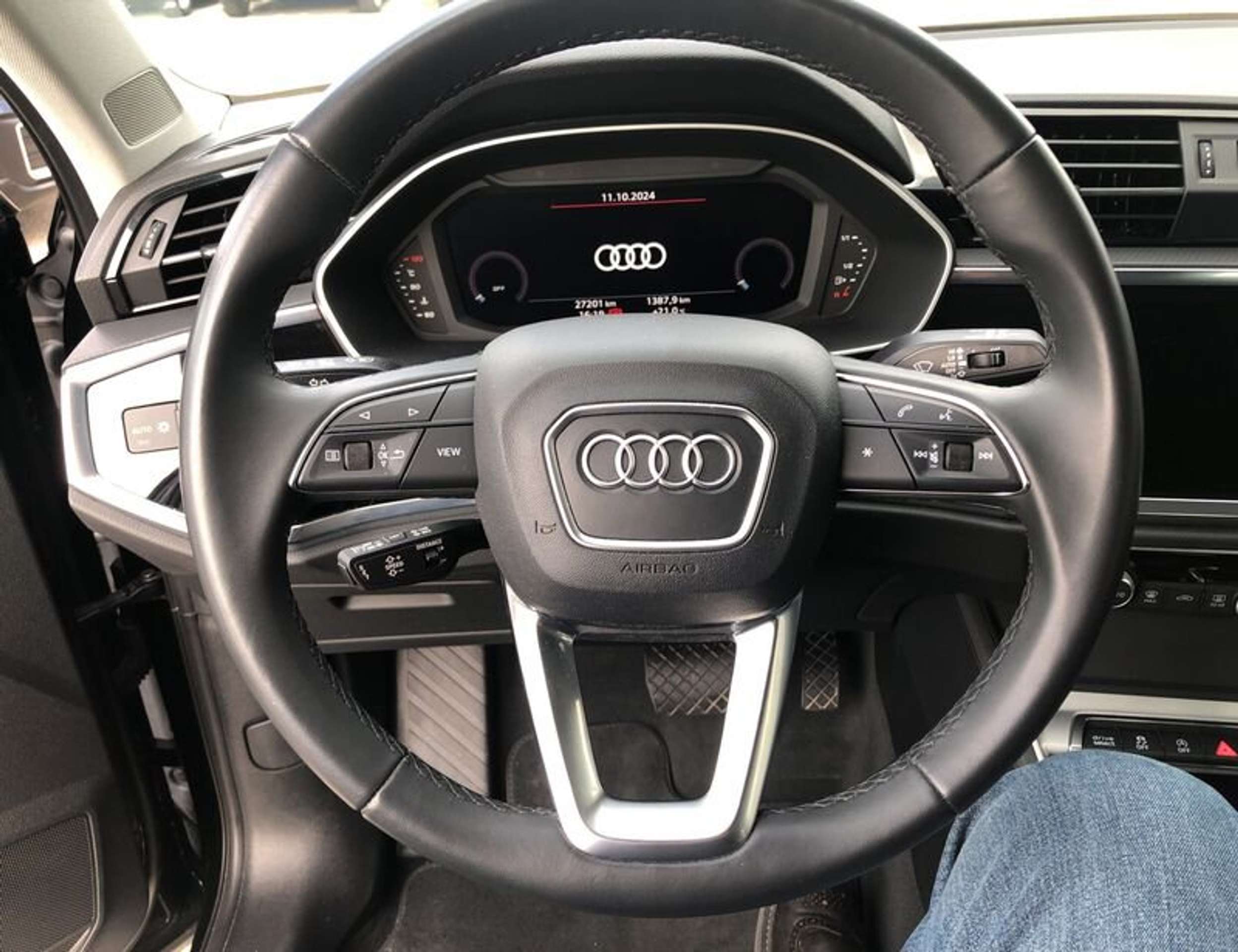 Audi - Q3