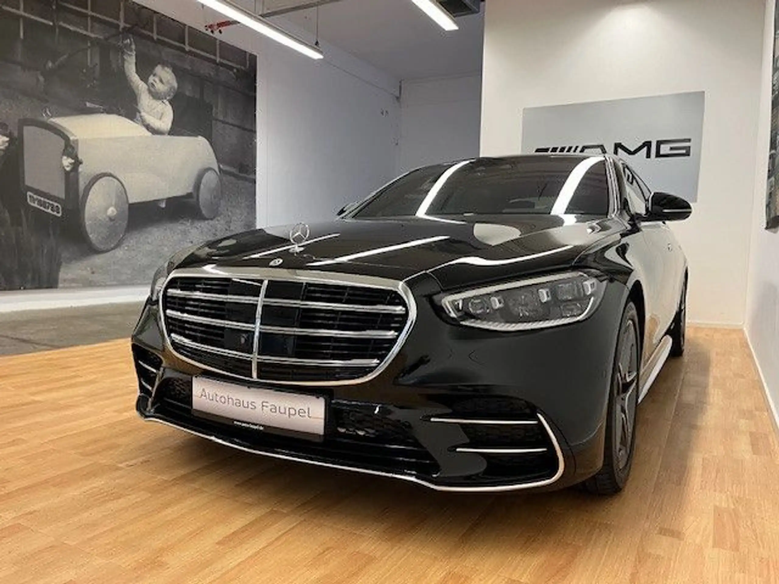 Mercedes-Benz - S 580