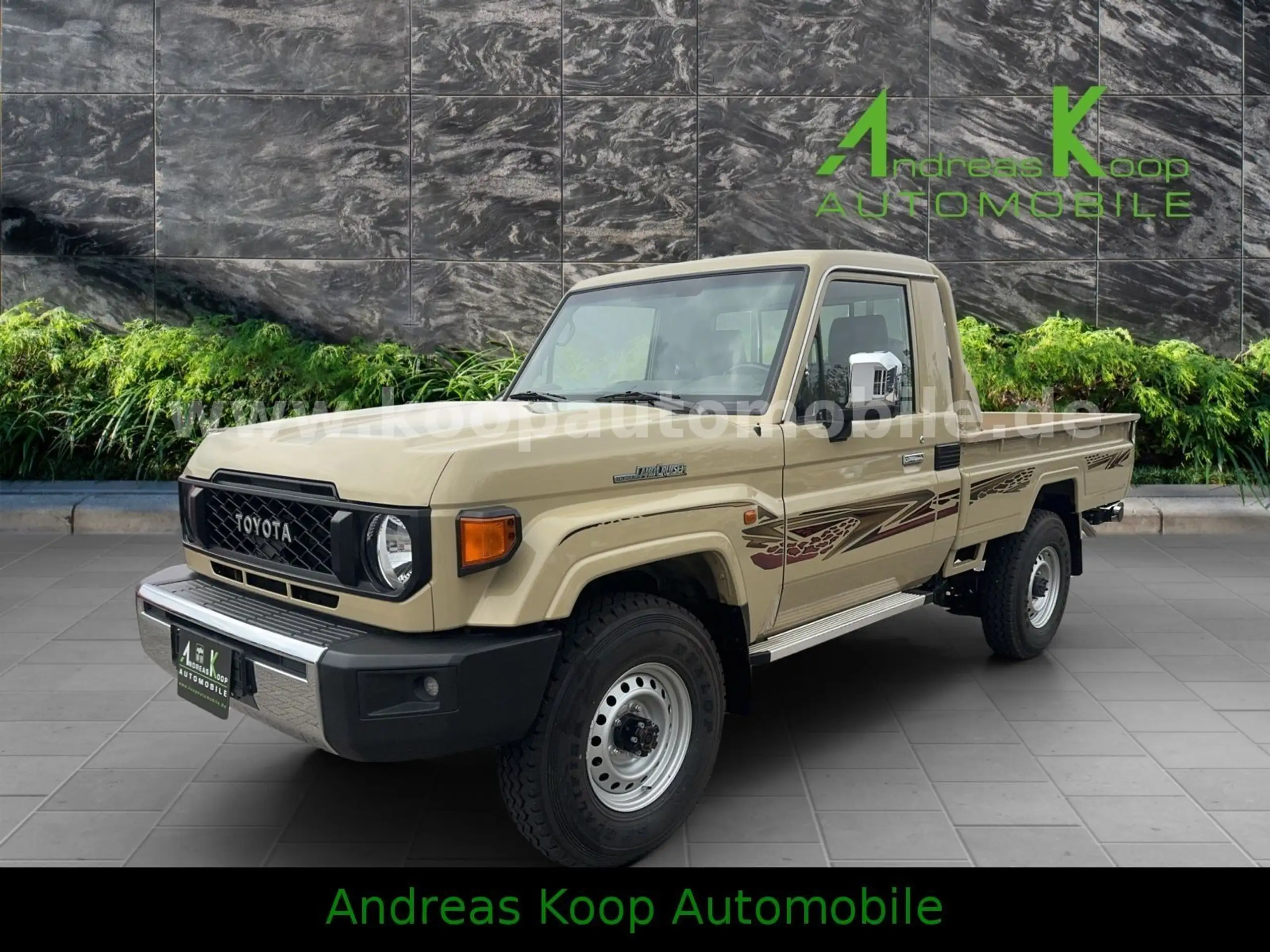 Toyota - Land Cruiser