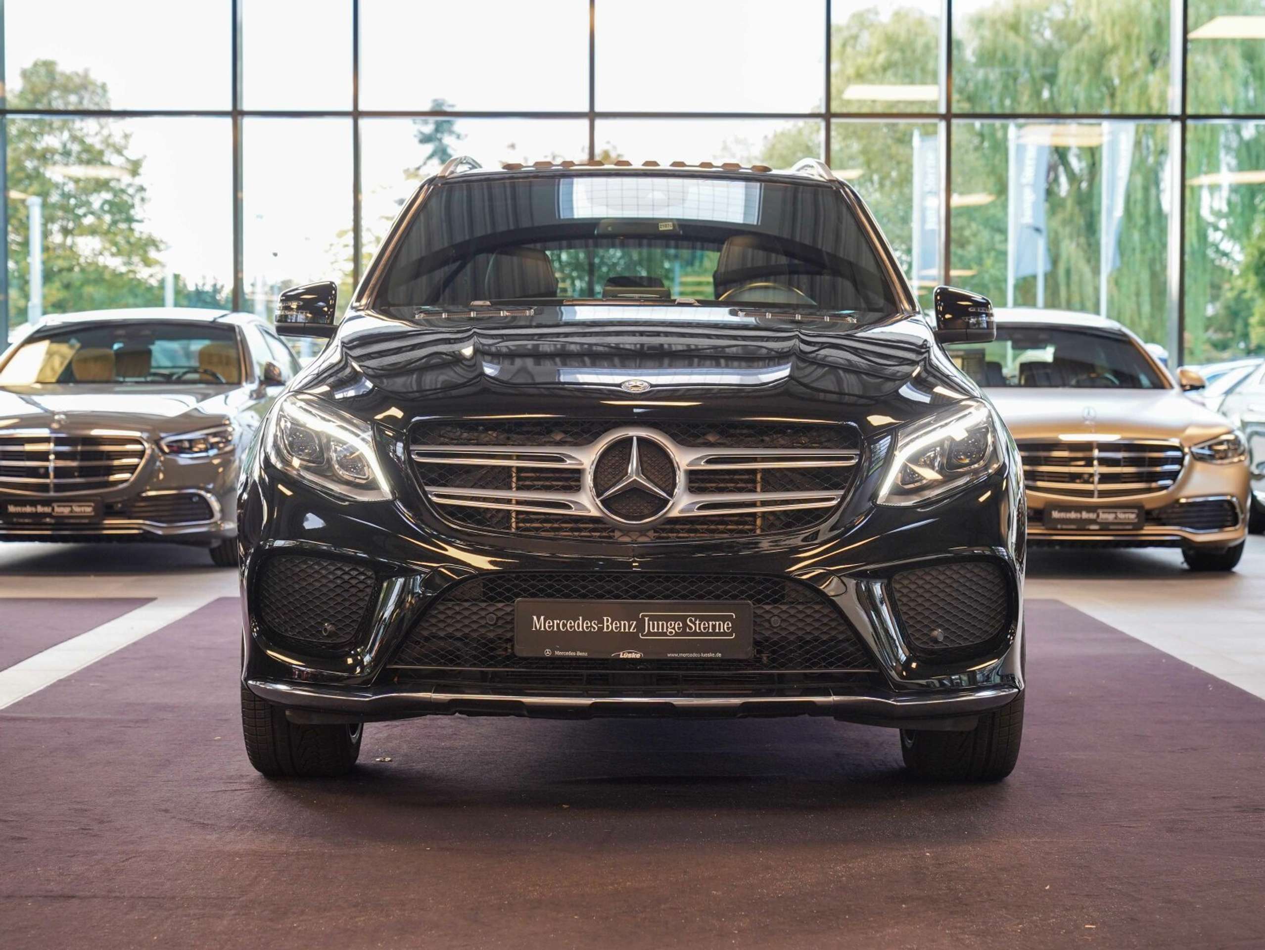 Mercedes-Benz - GLE 350