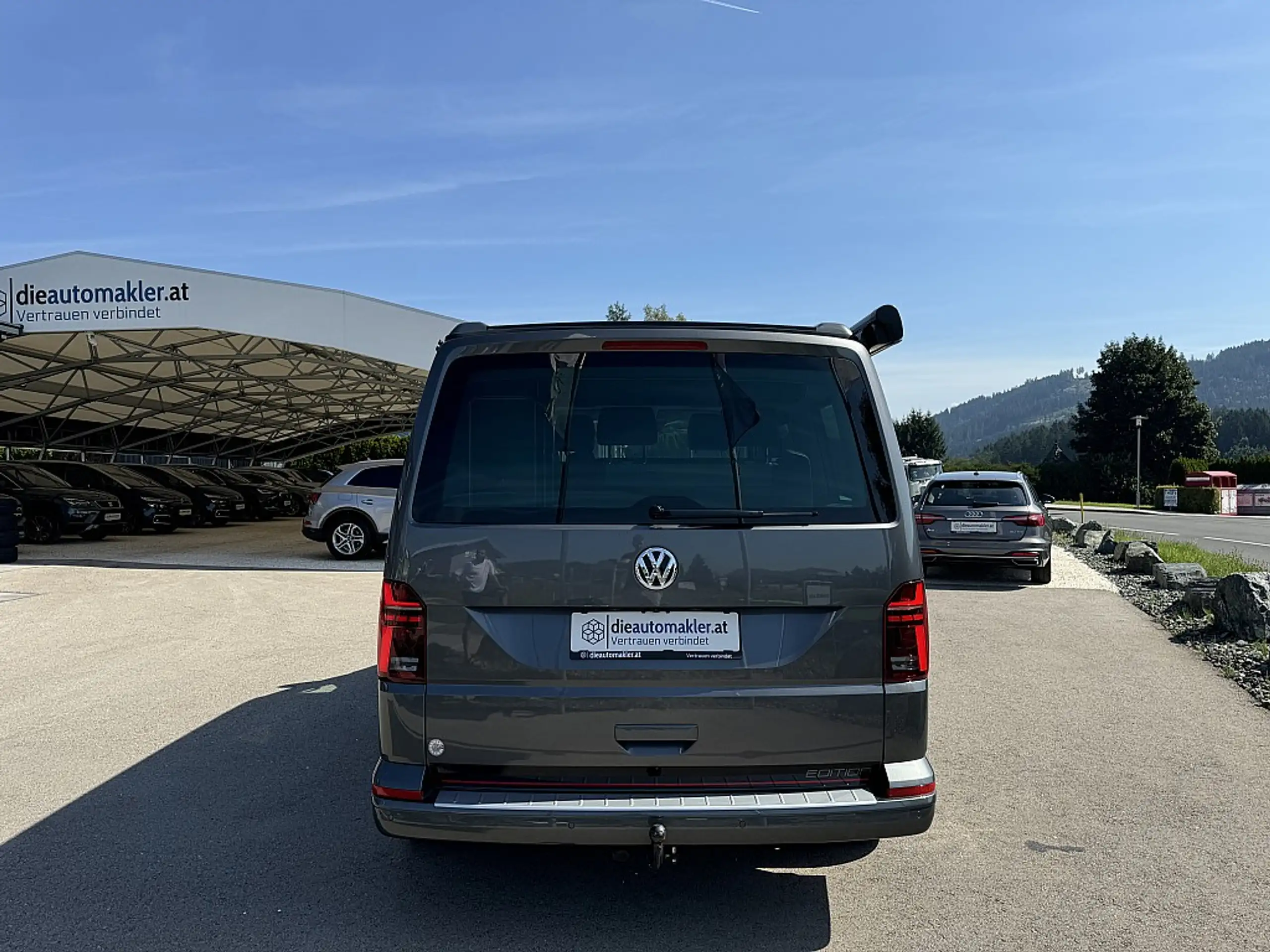 Volkswagen - T6 California