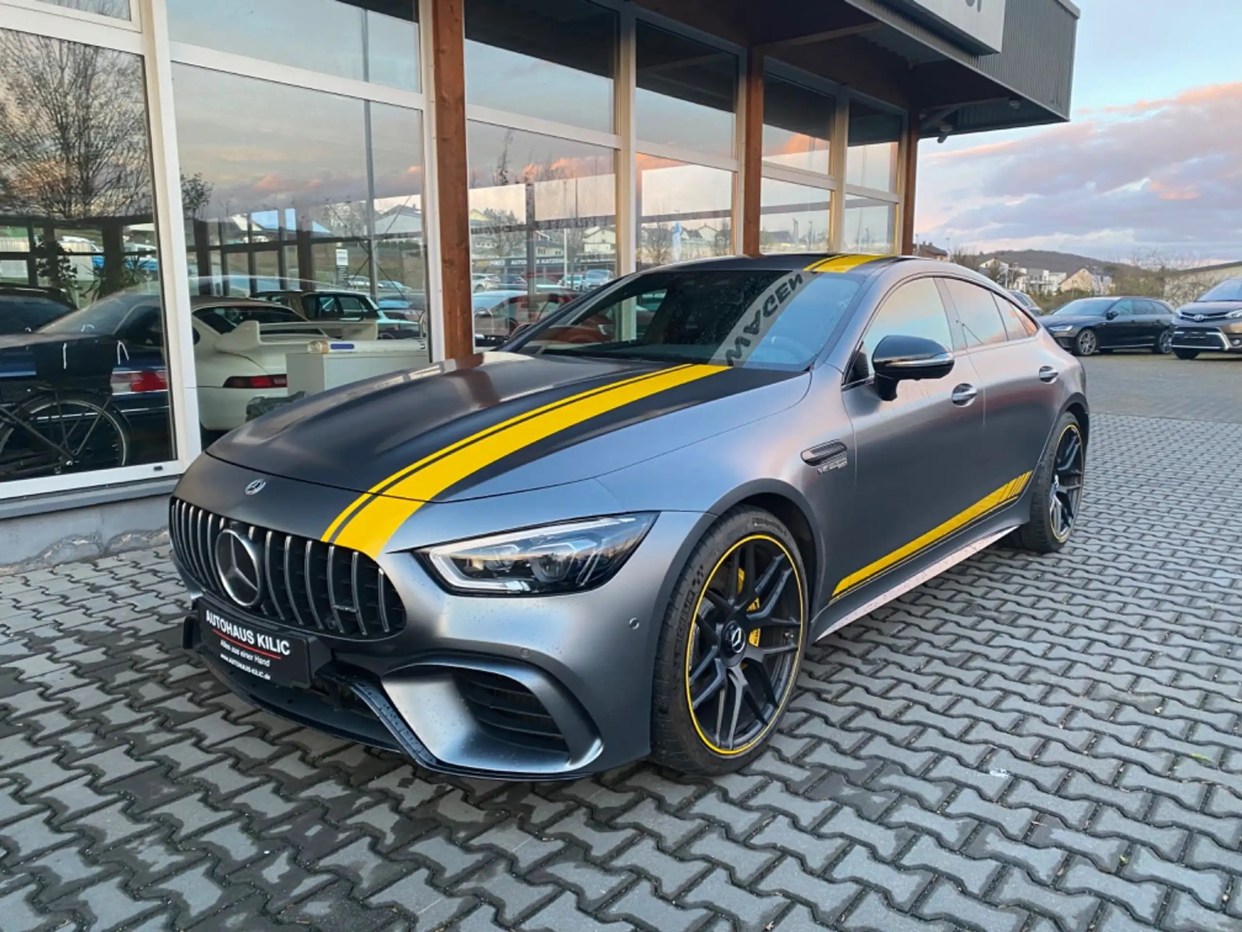 Mercedes-Benz - AMG GT