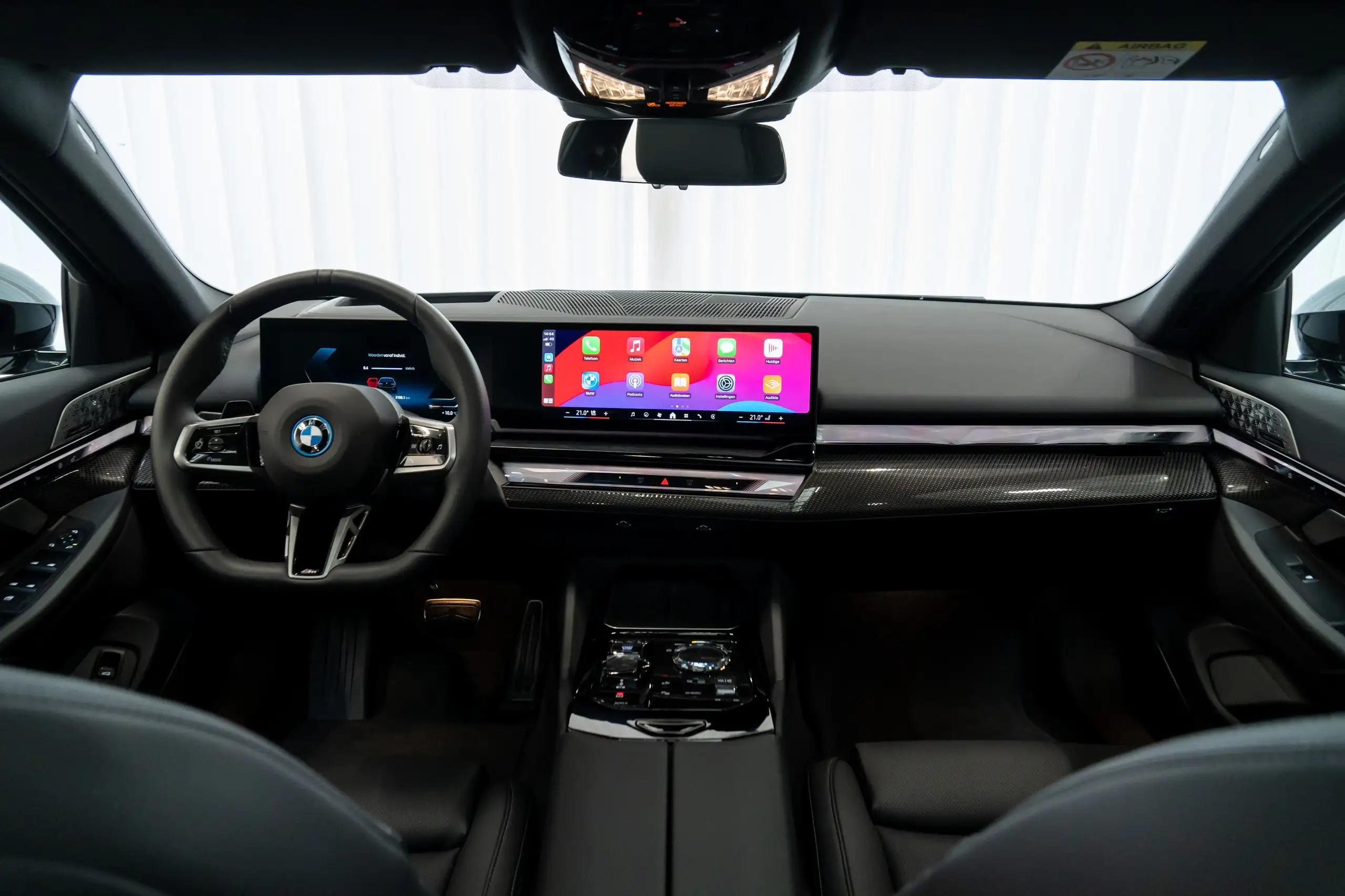 BMW - i5