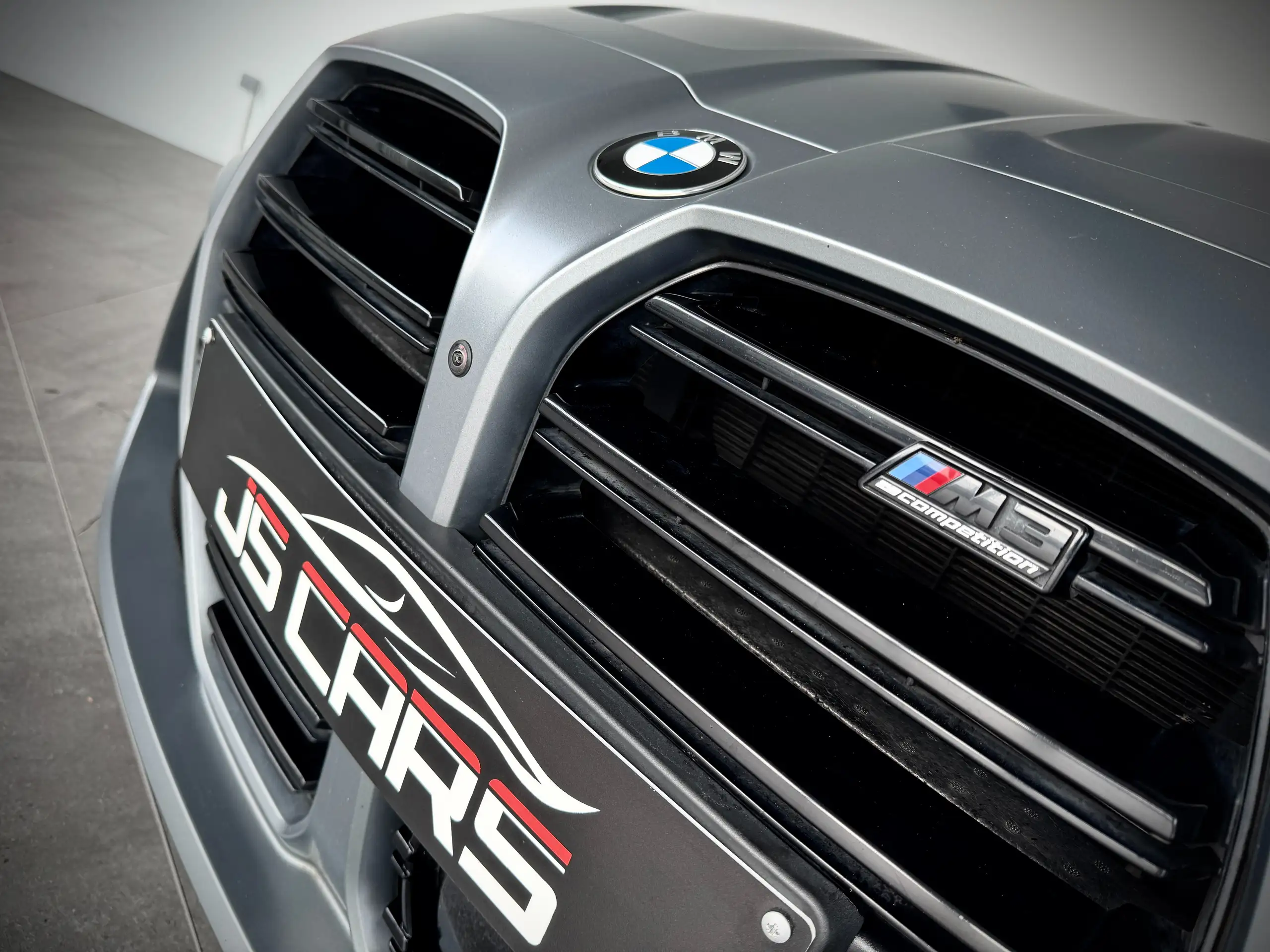 BMW - M3