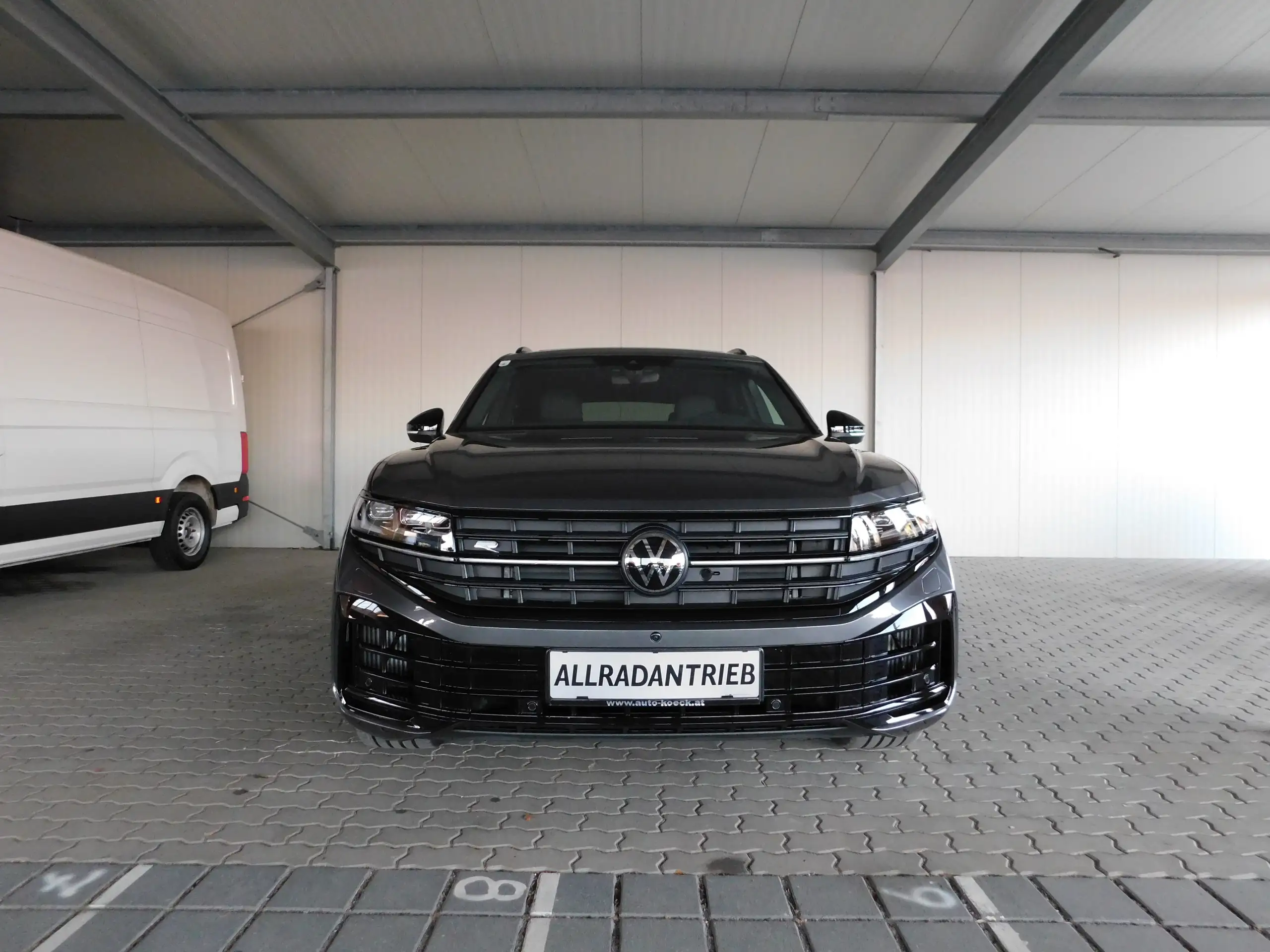 Volkswagen - Touareg