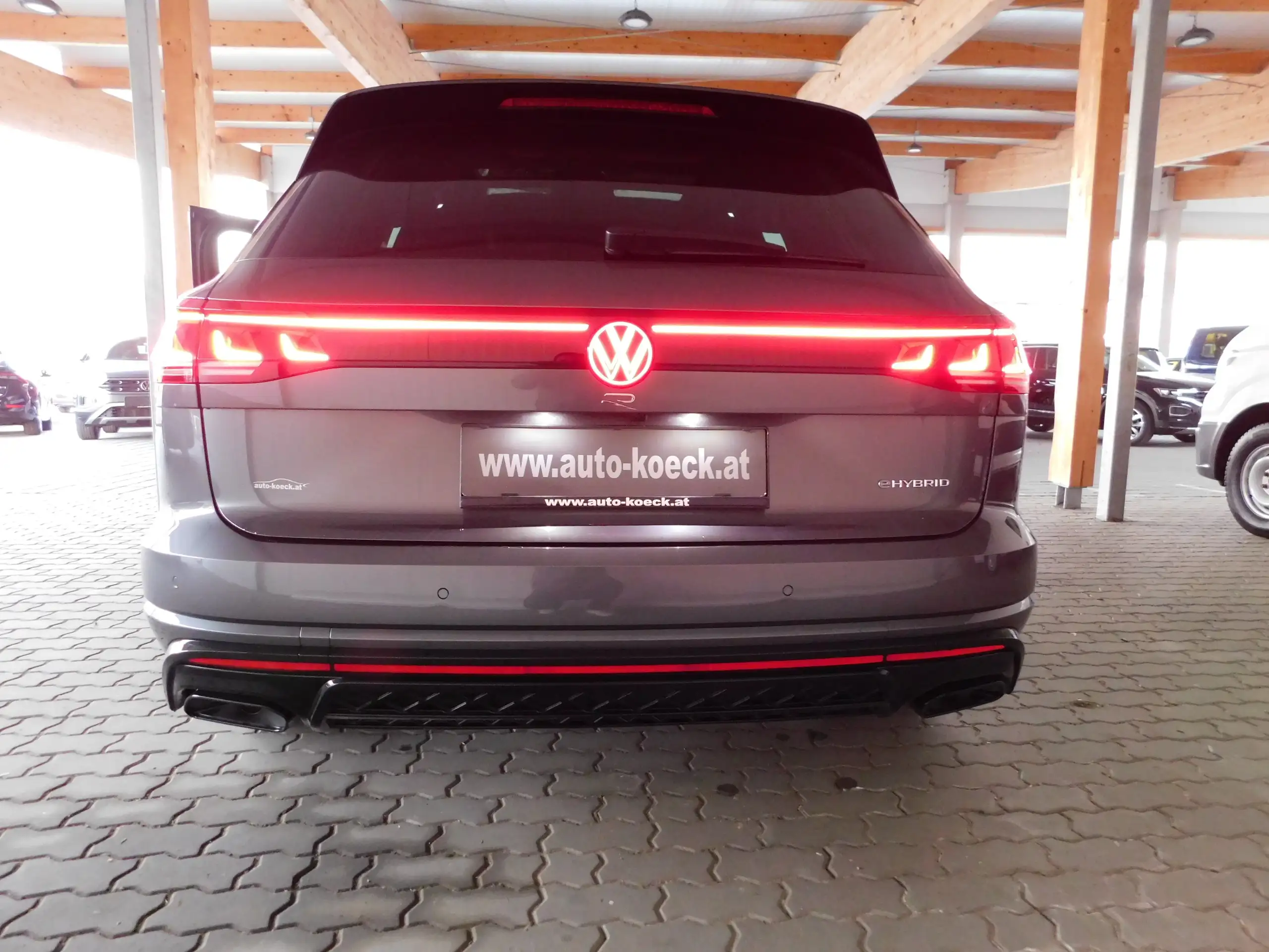 Volkswagen - Touareg