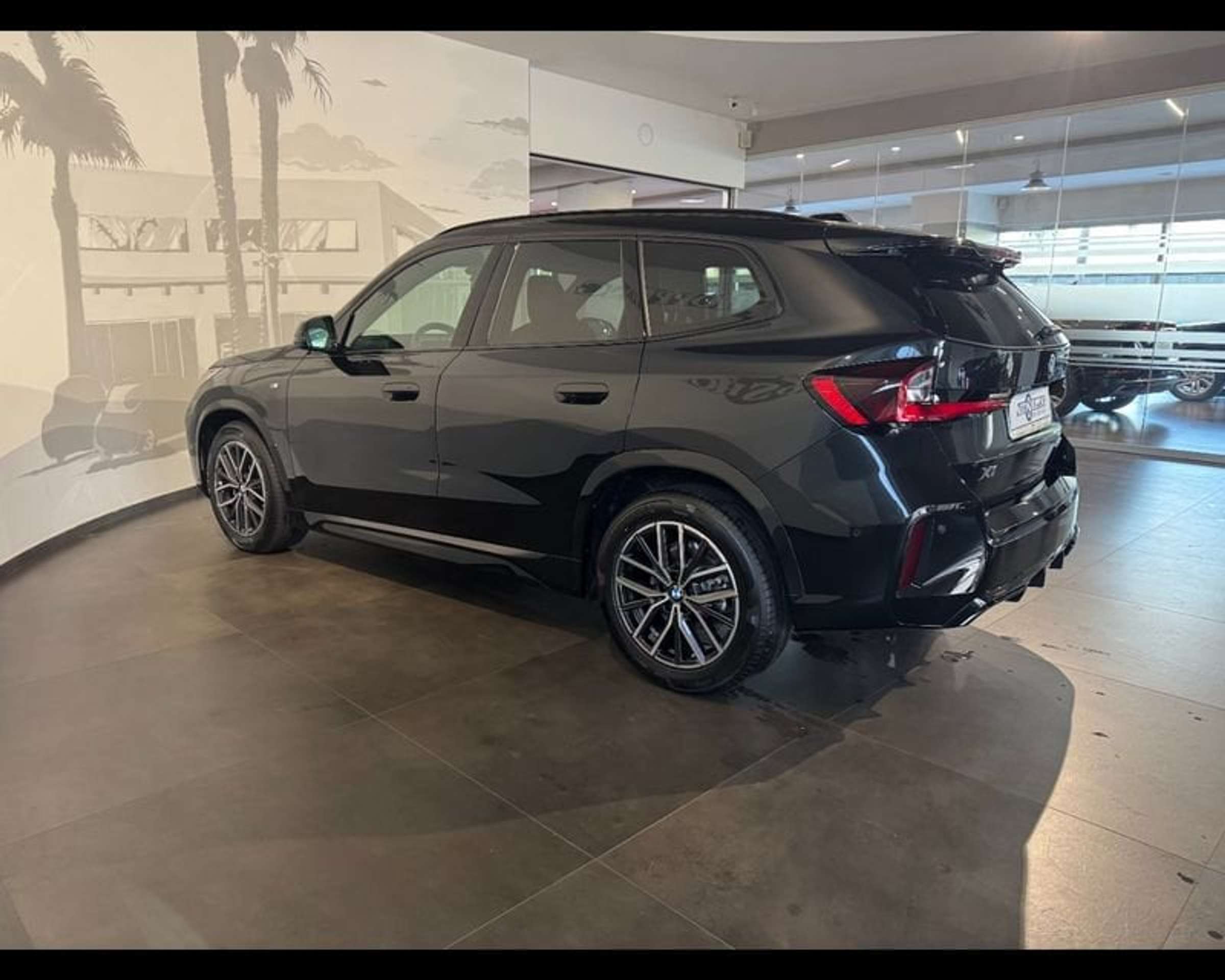 BMW - X1