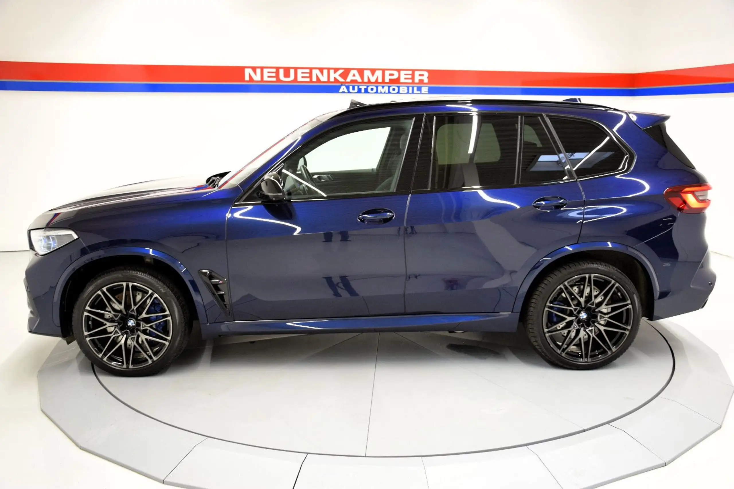 BMW - X5 M