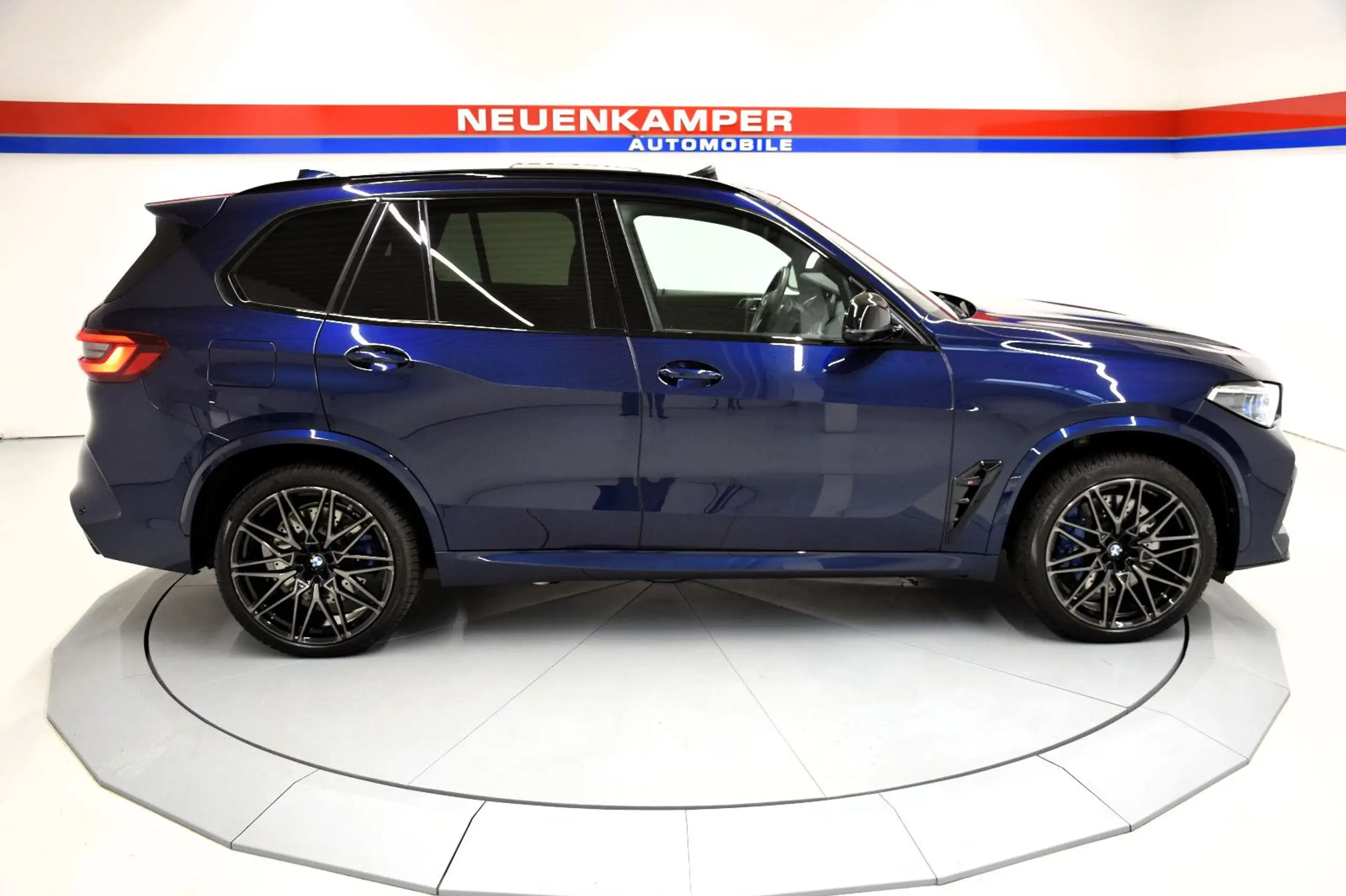 BMW - X5 M