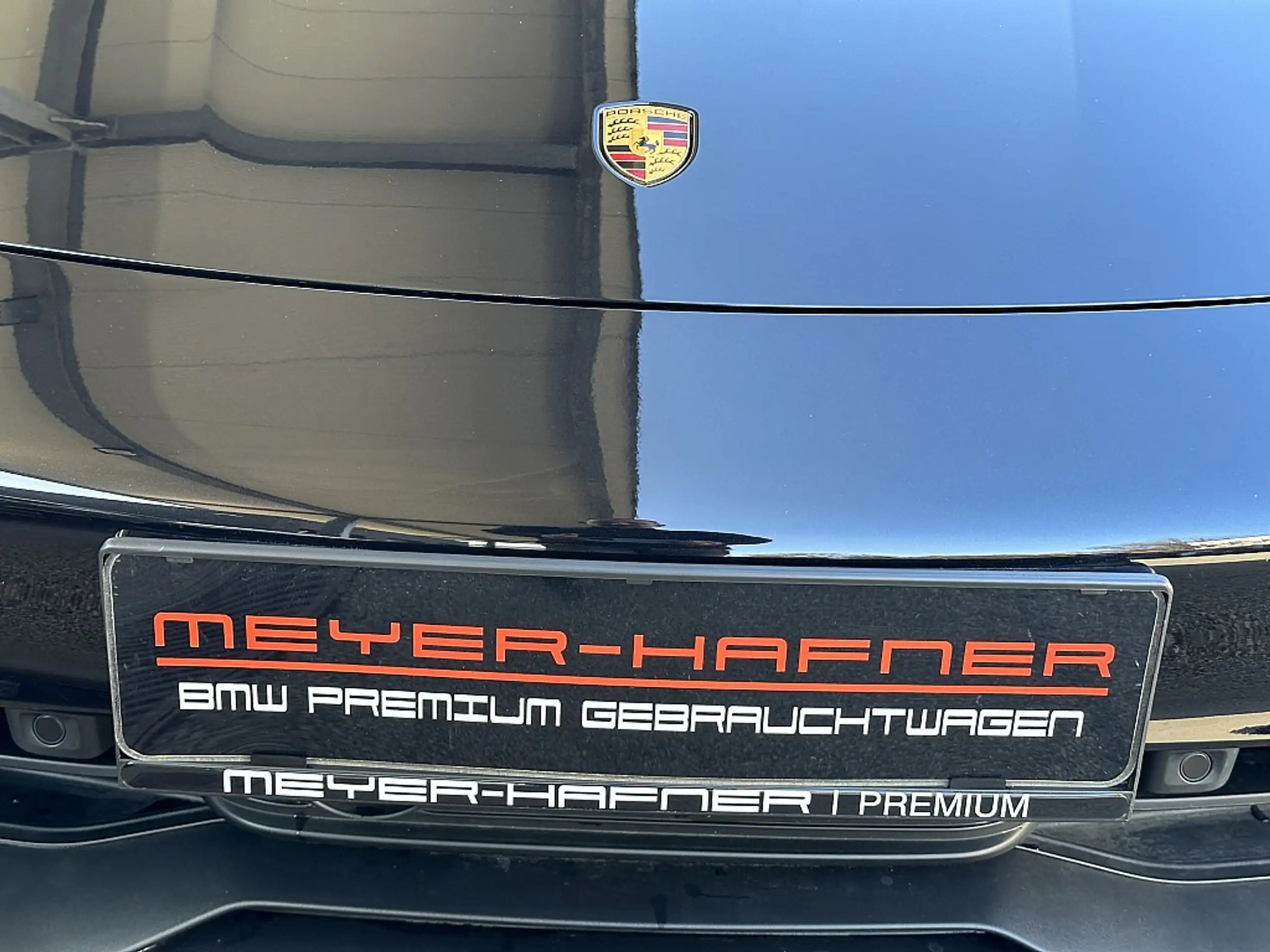 Porsche - Taycan