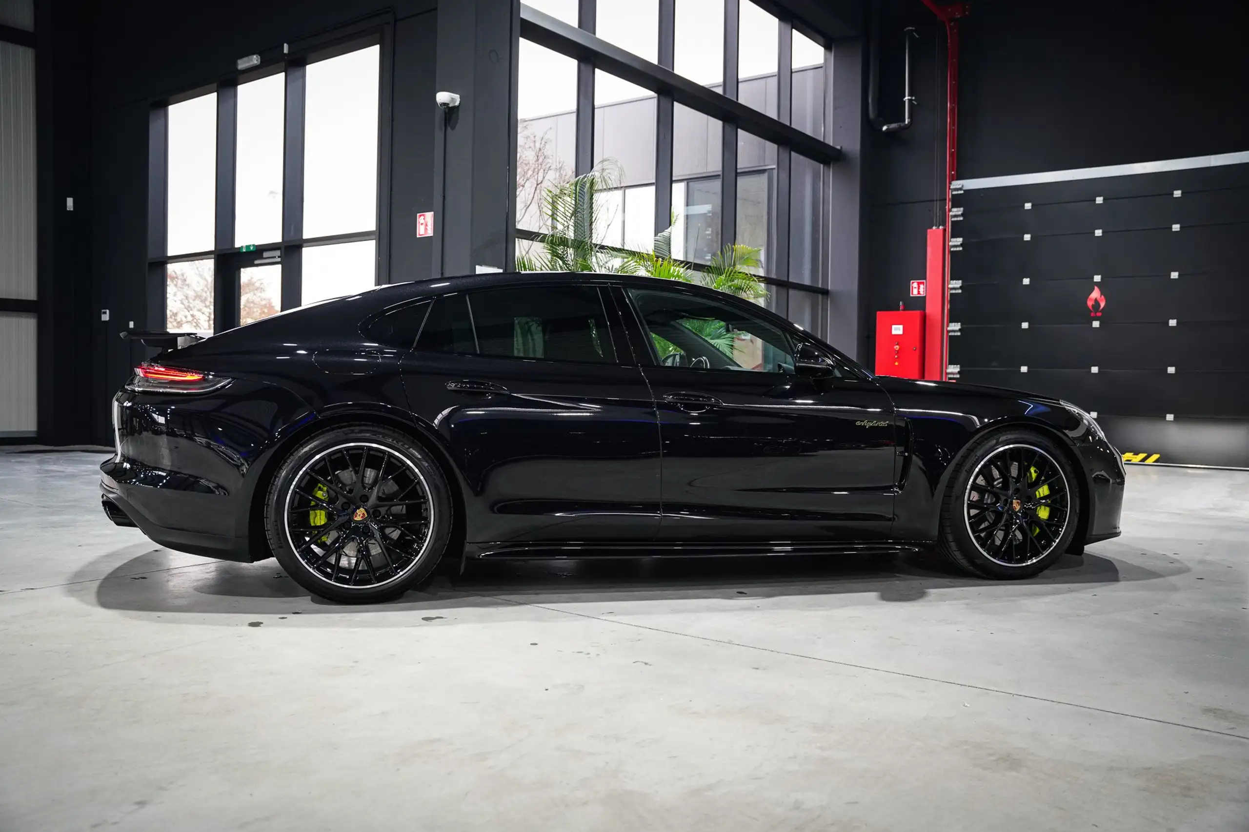 Porsche - Panamera