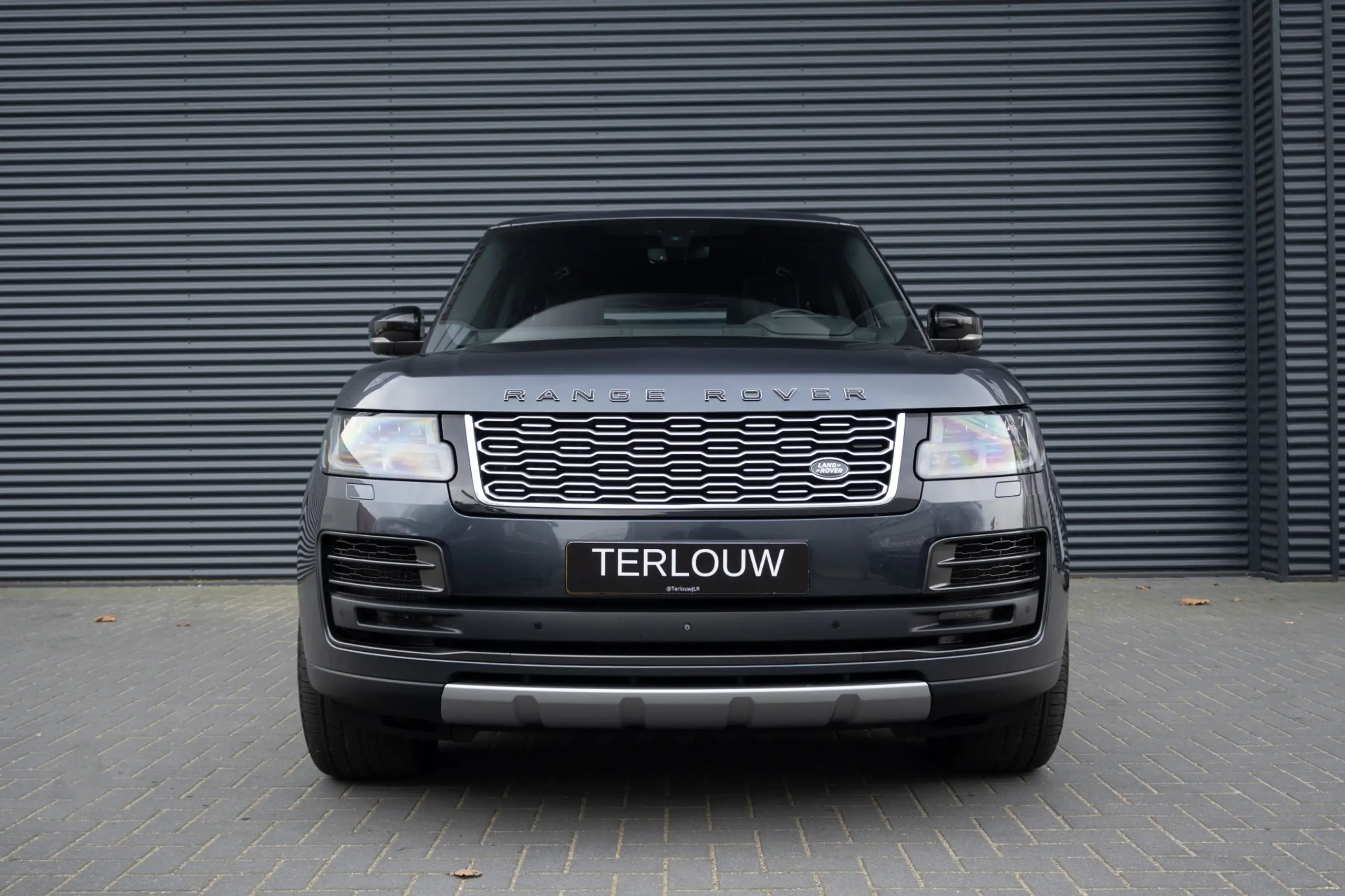 Land Rover - Range Rover