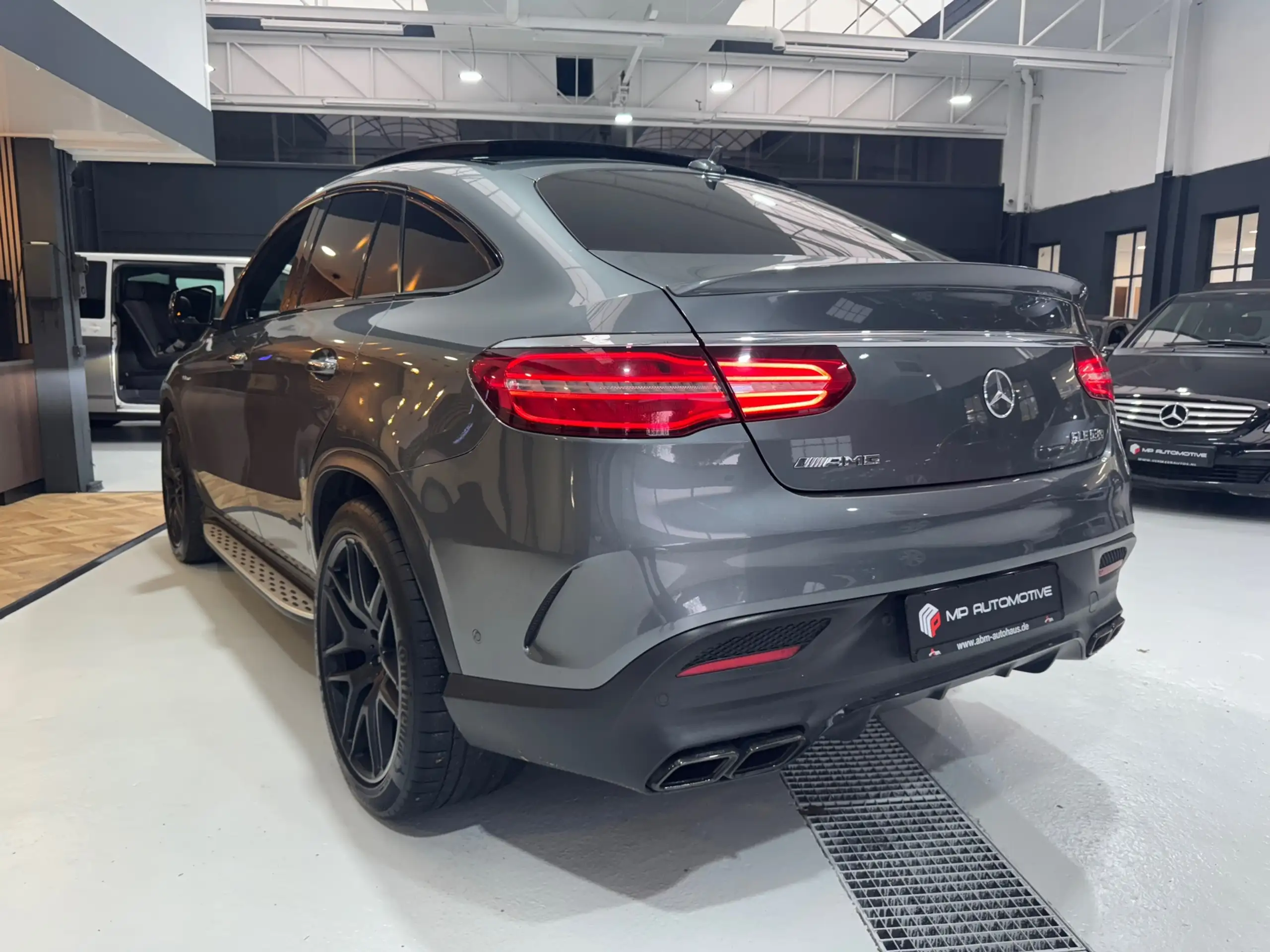 Mercedes-Benz - GLE 63 AMG