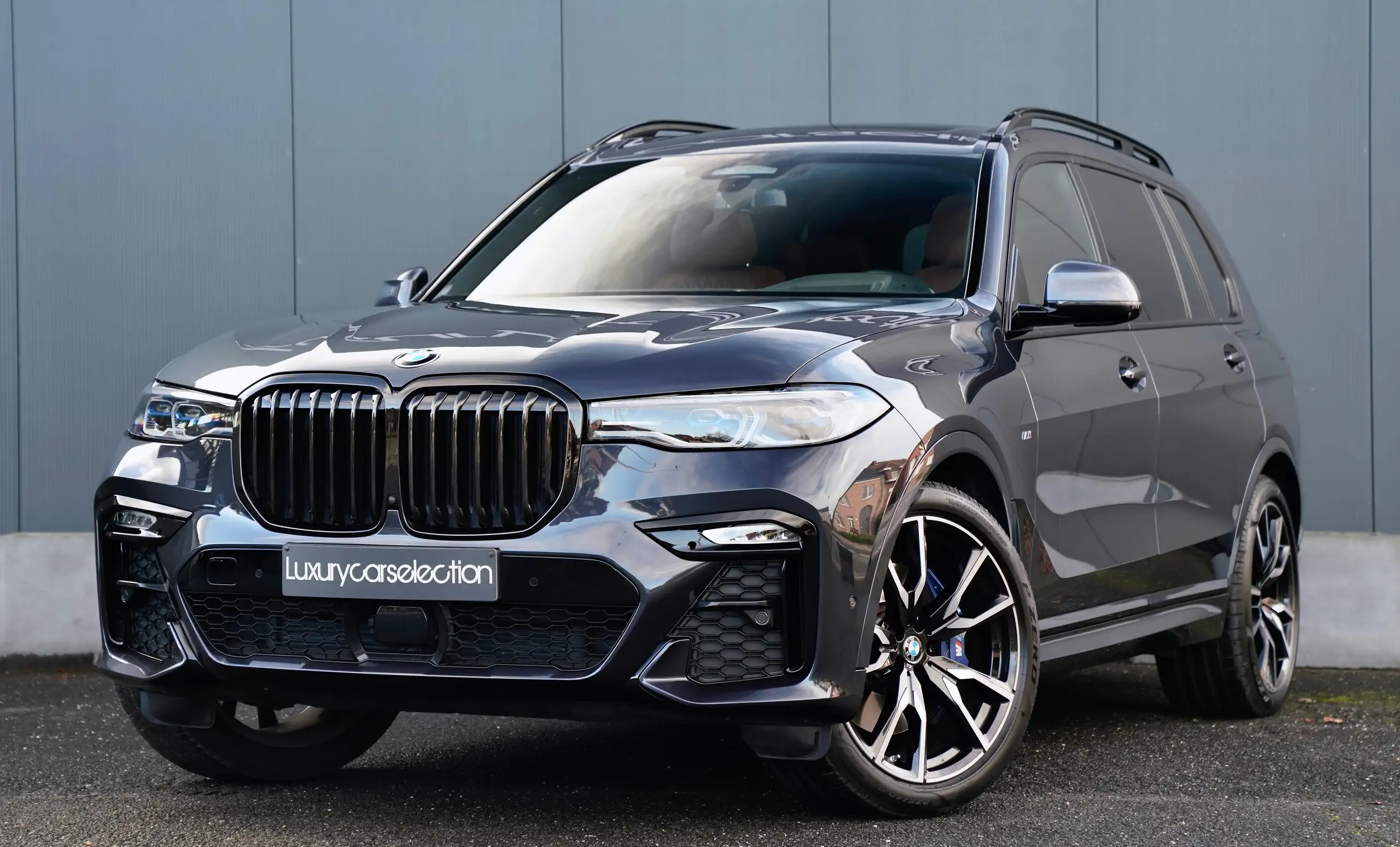 BMW - X7