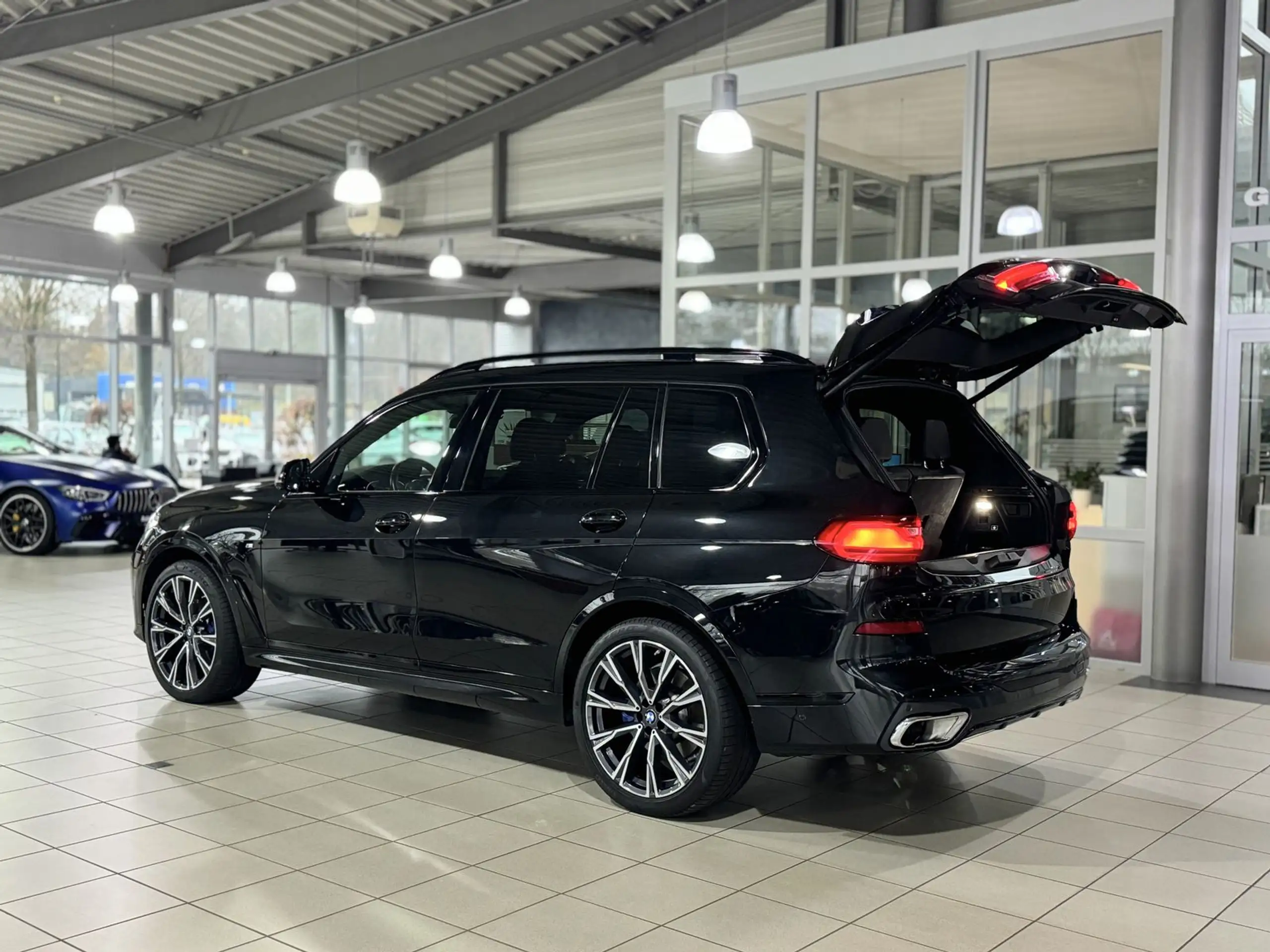 BMW - X7