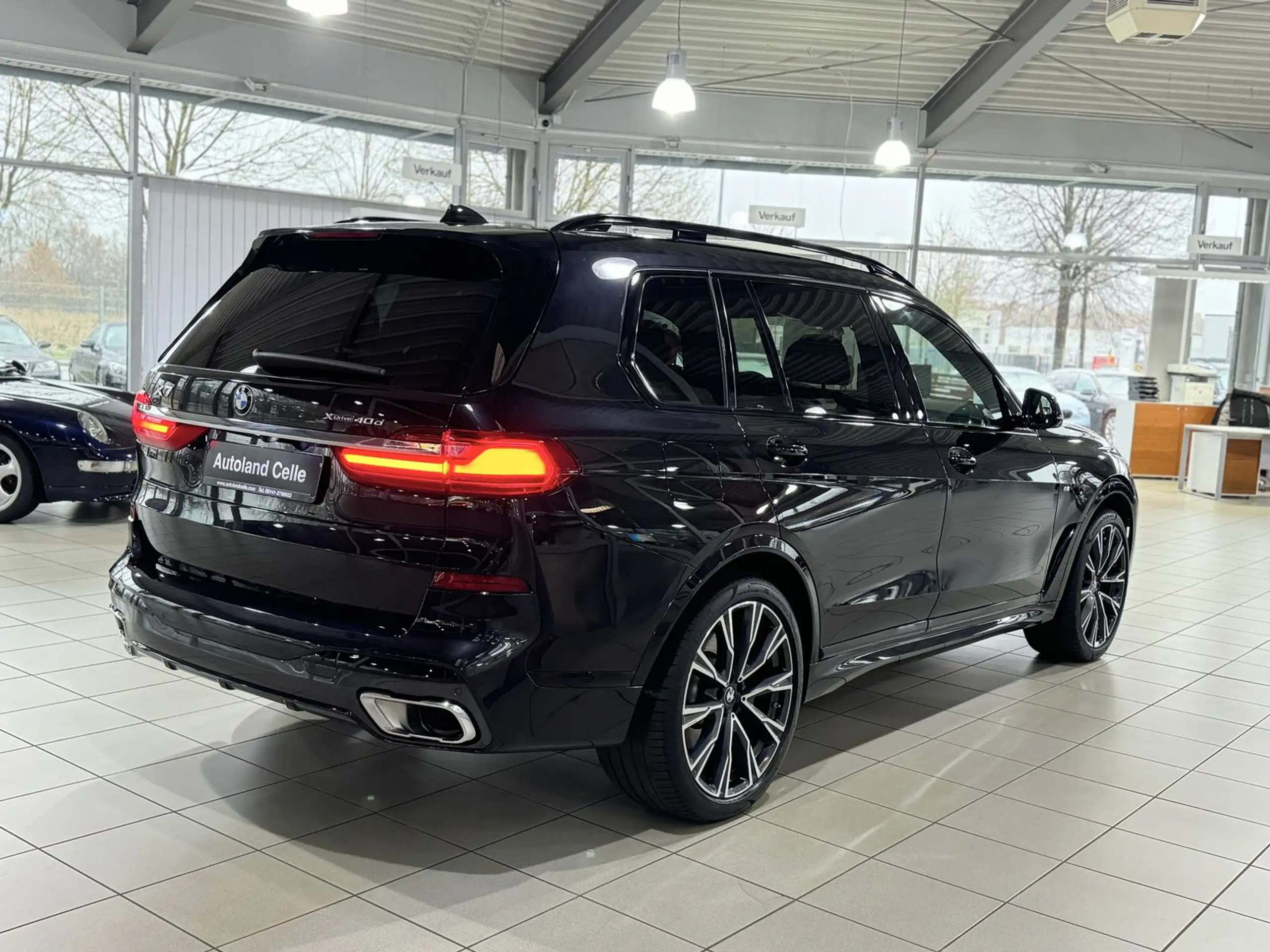 BMW - X7