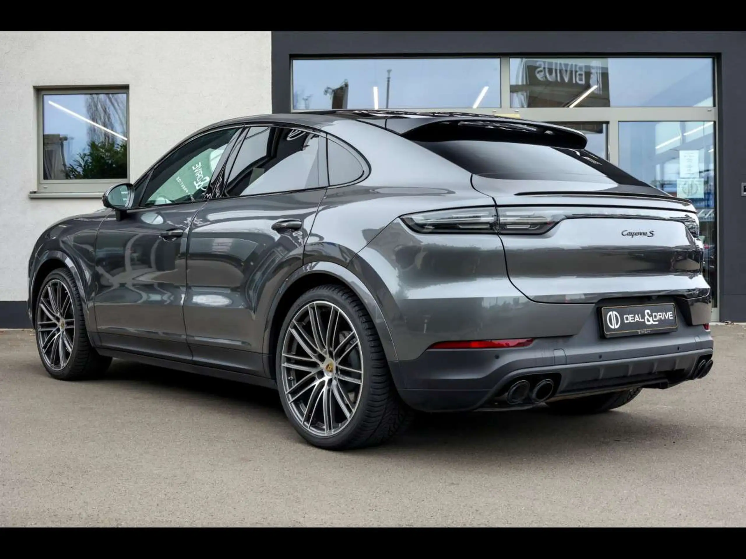 Porsche - Cayenne