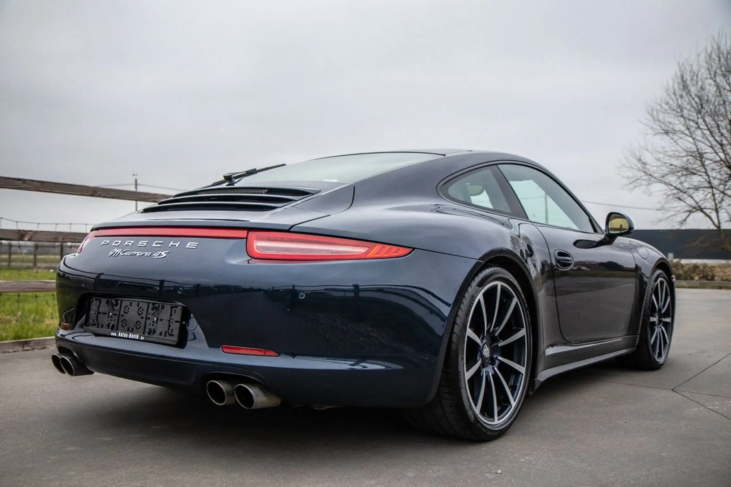 Porsche - 991