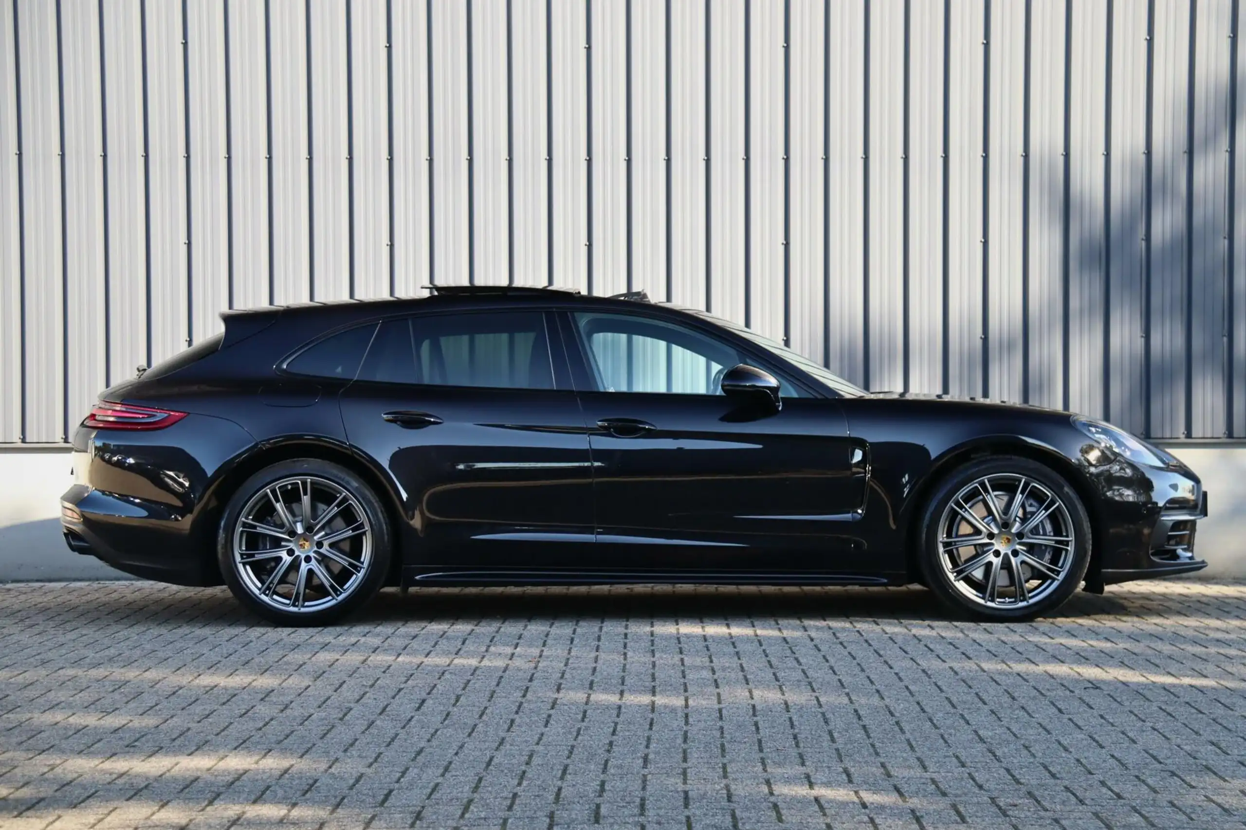 Porsche - Panamera