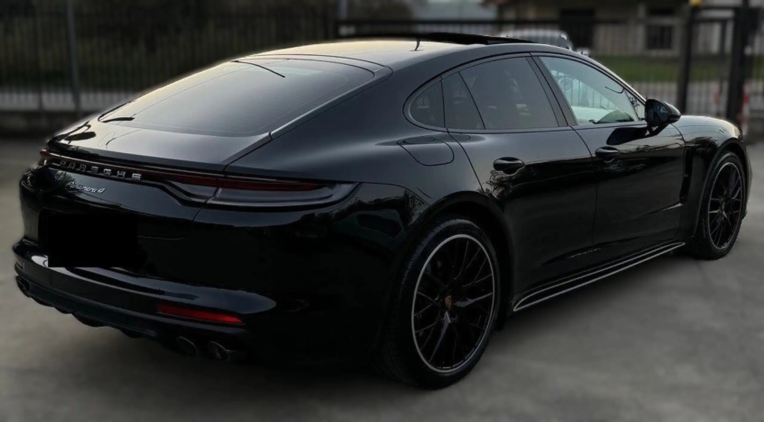 Porsche - Panamera