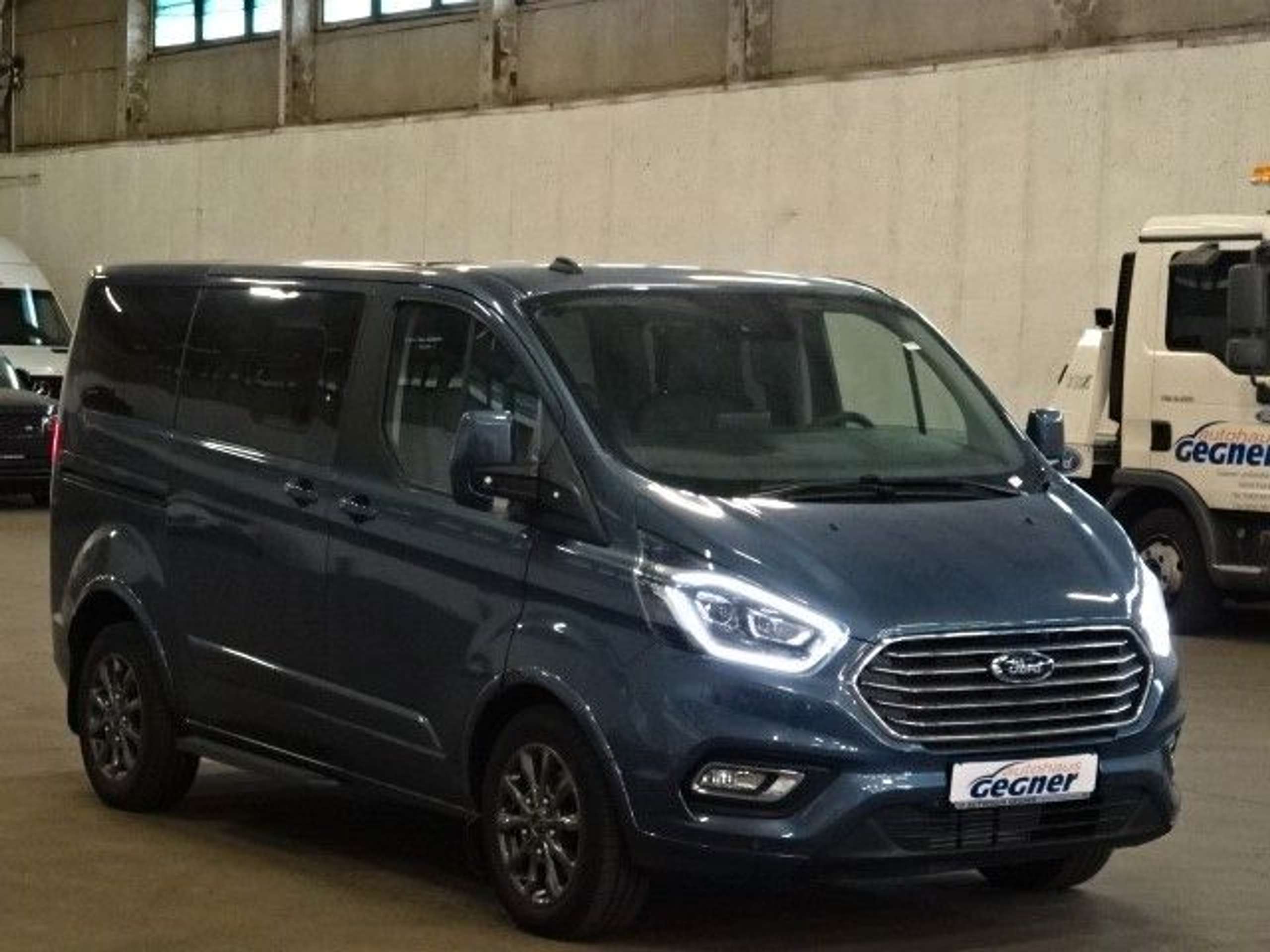 Ford - Tourneo Custom