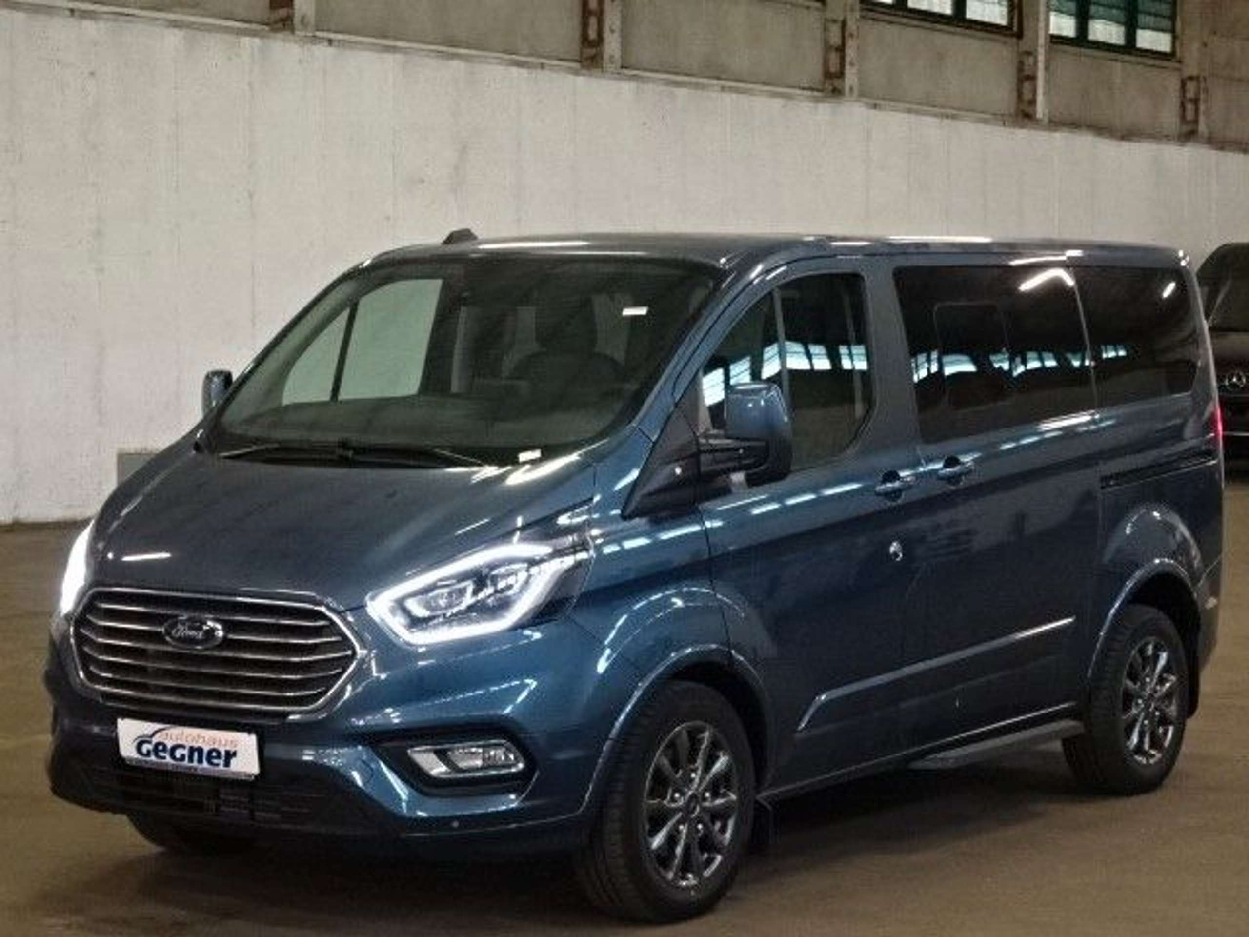 Ford - Tourneo Custom