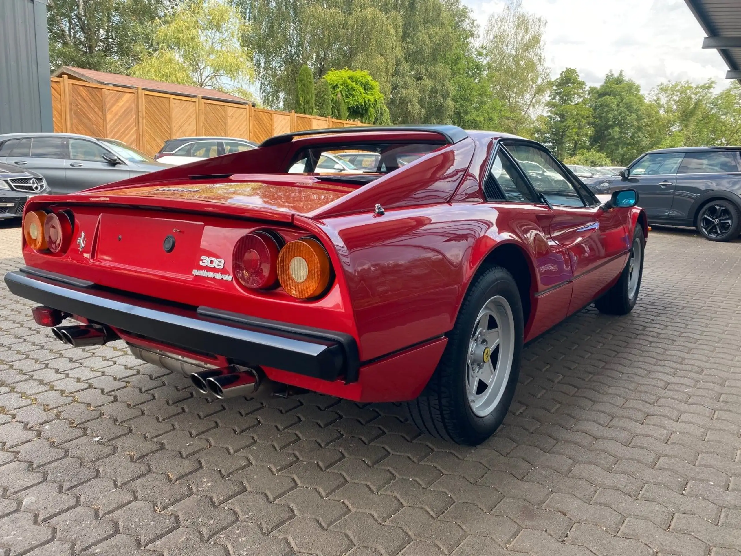 Ferrari - 308