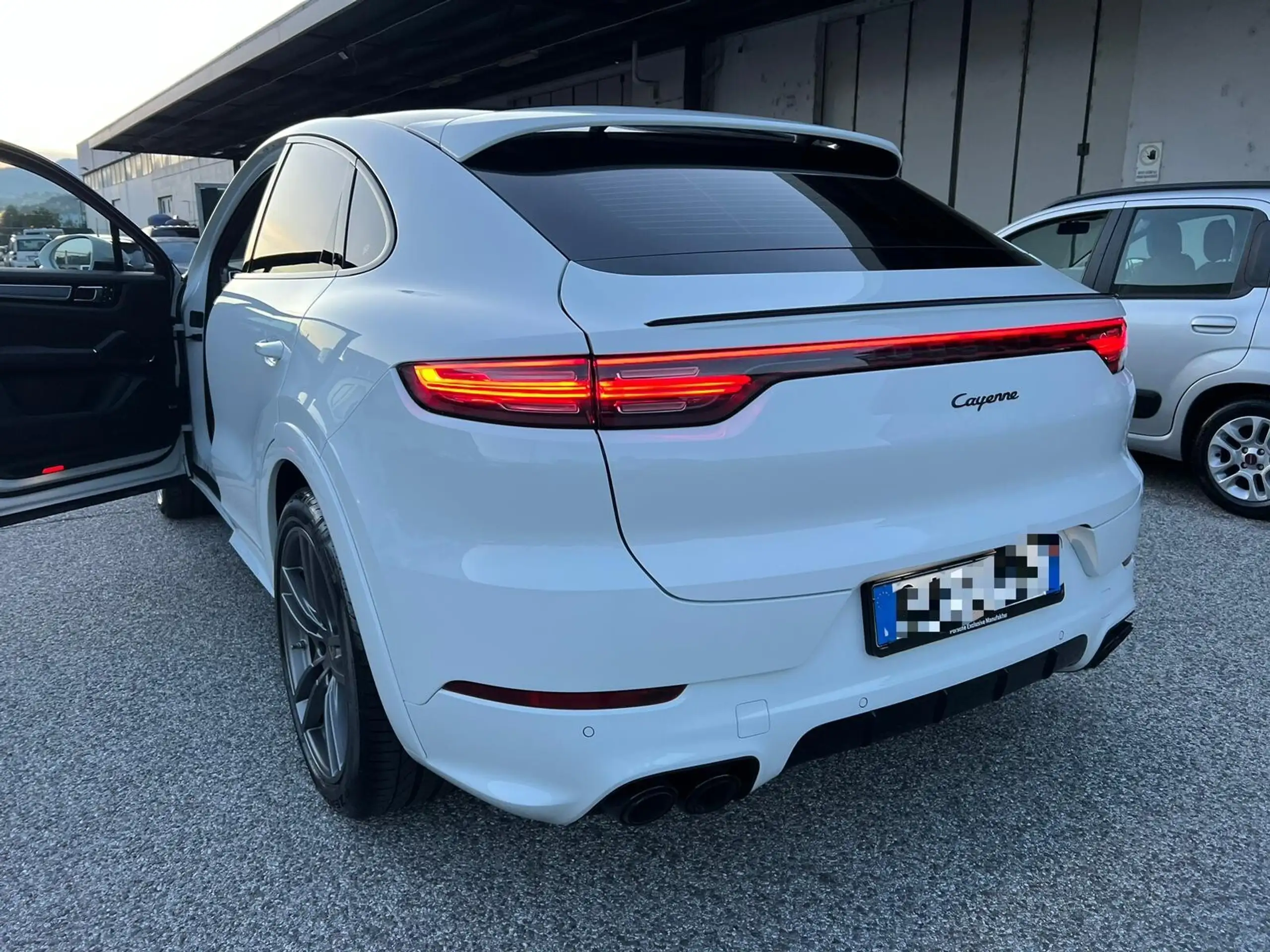 Porsche - Cayenne