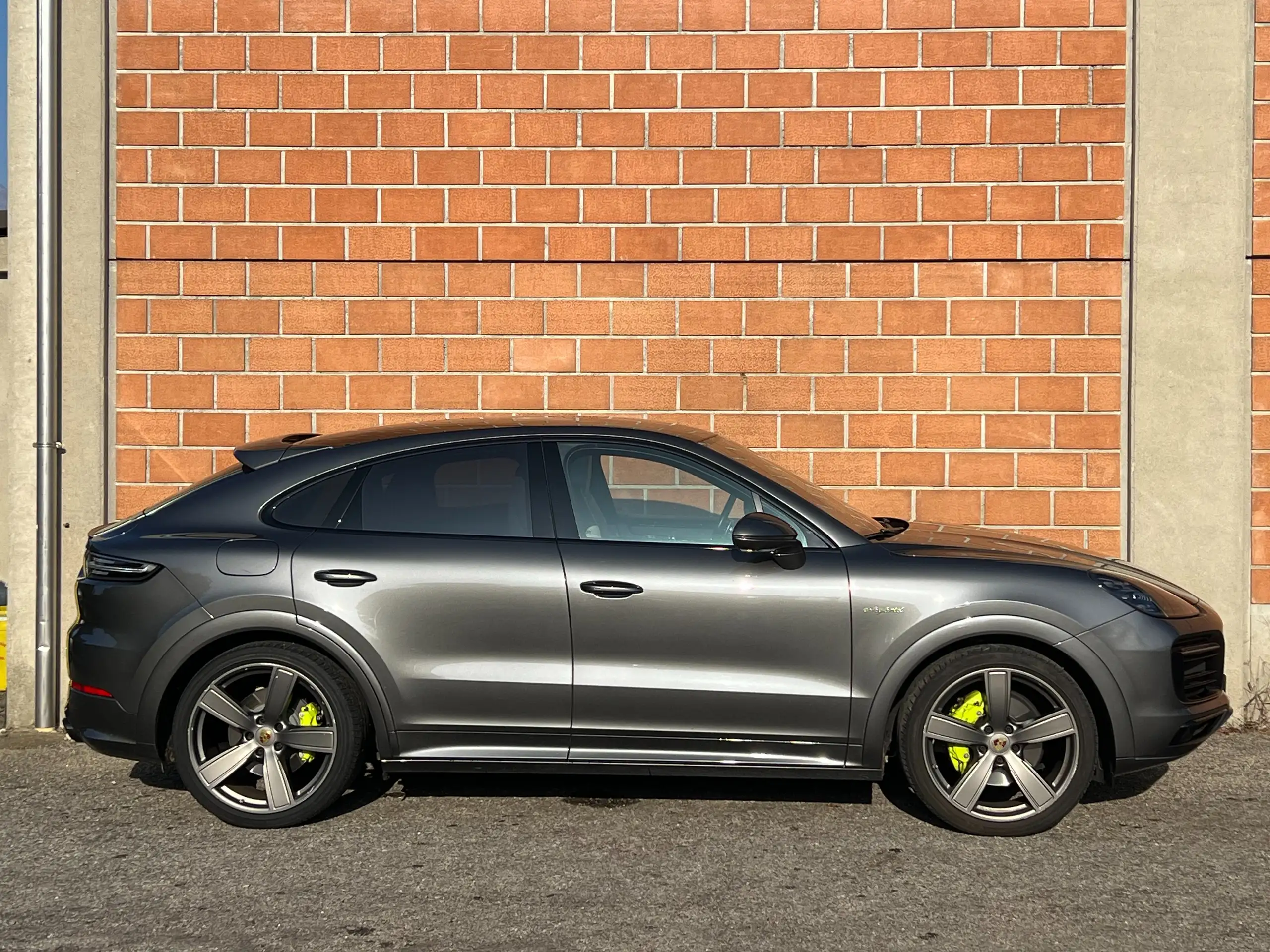 Porsche - Cayenne