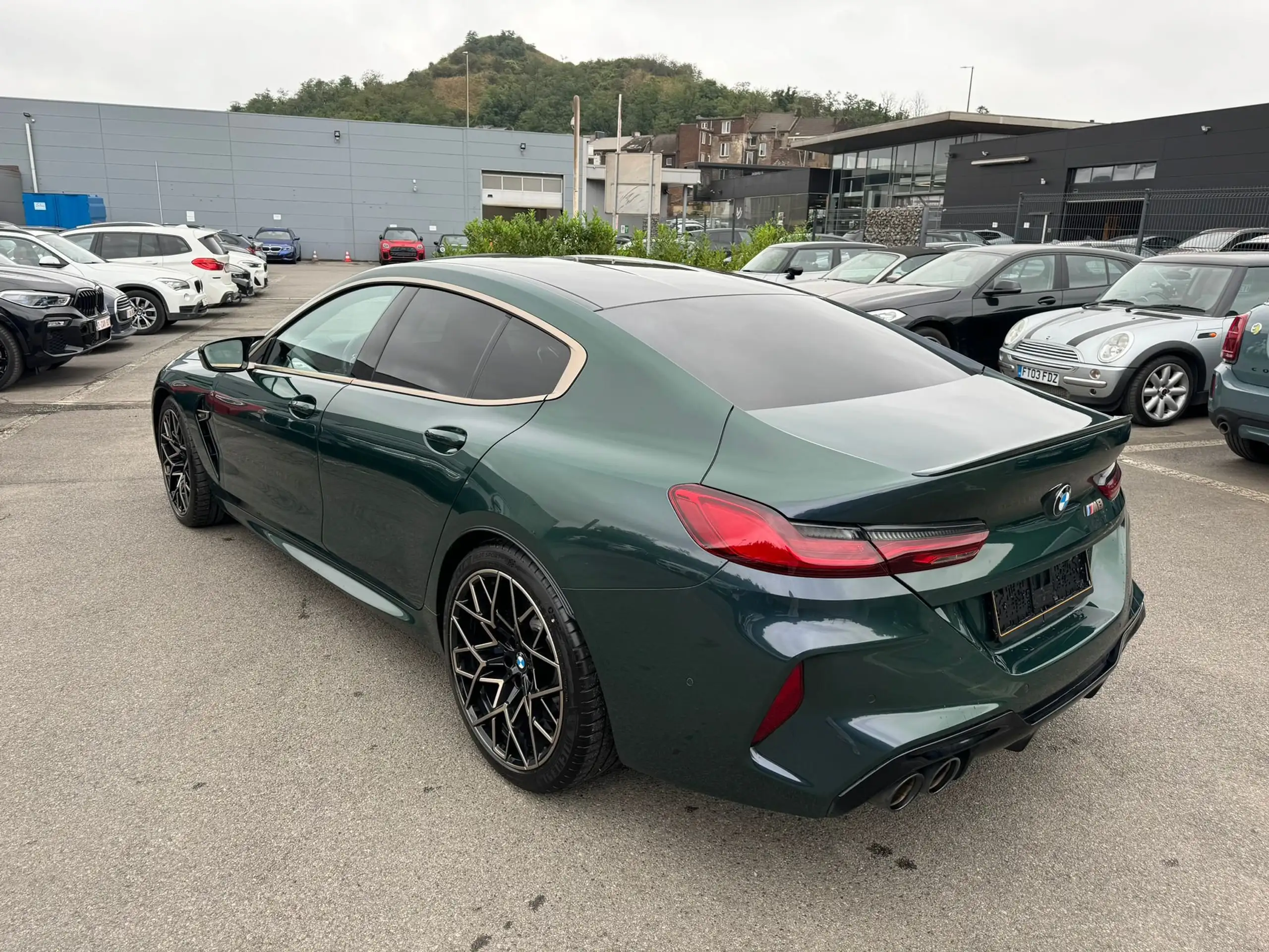 BMW - M8