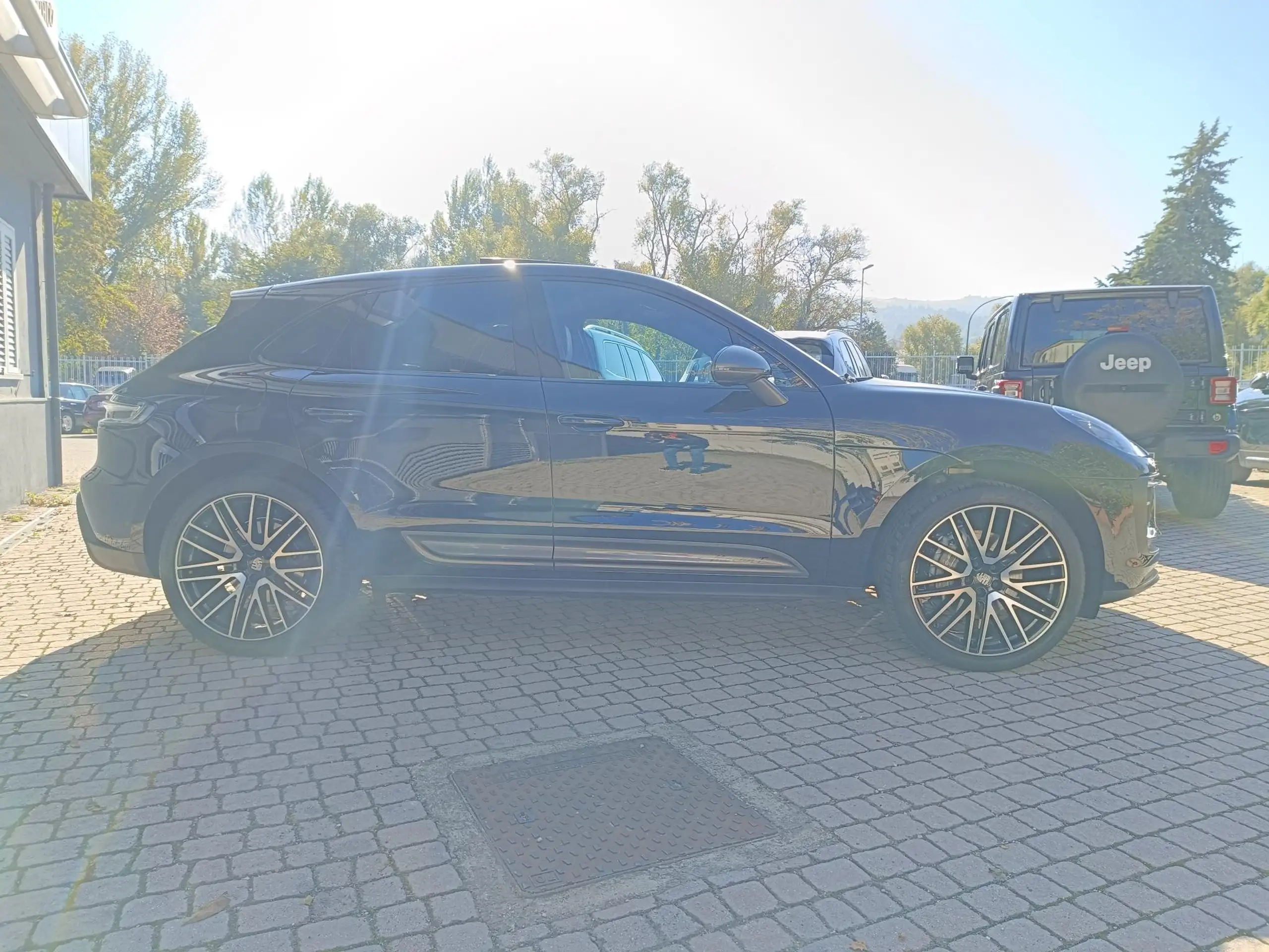 Porsche - Macan