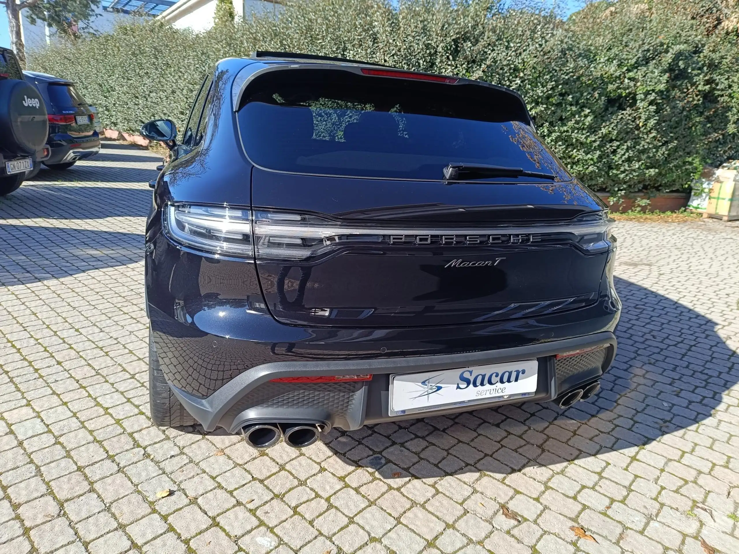 Porsche - Macan