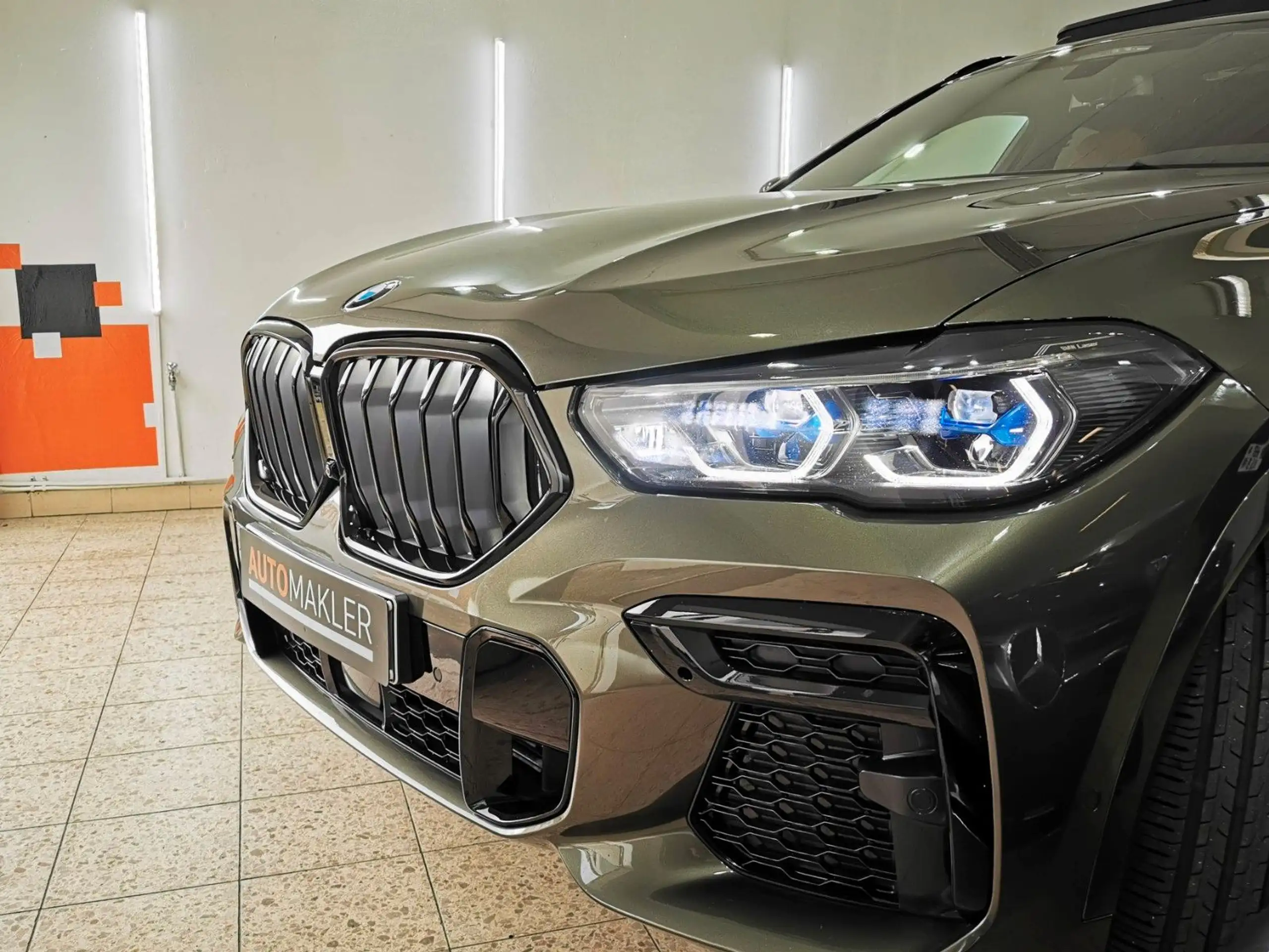 BMW - X6