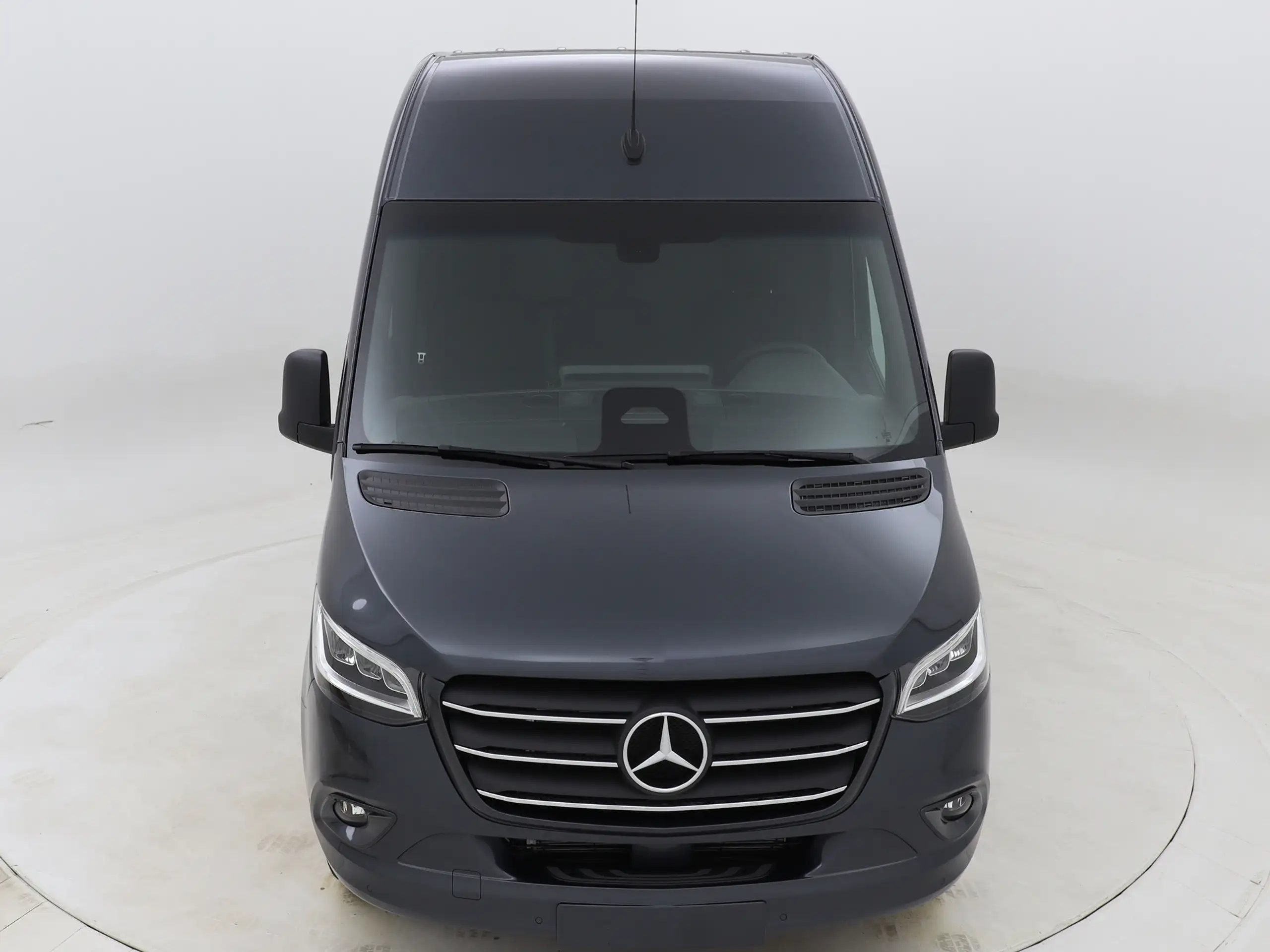 Mercedes-Benz - Sprinter