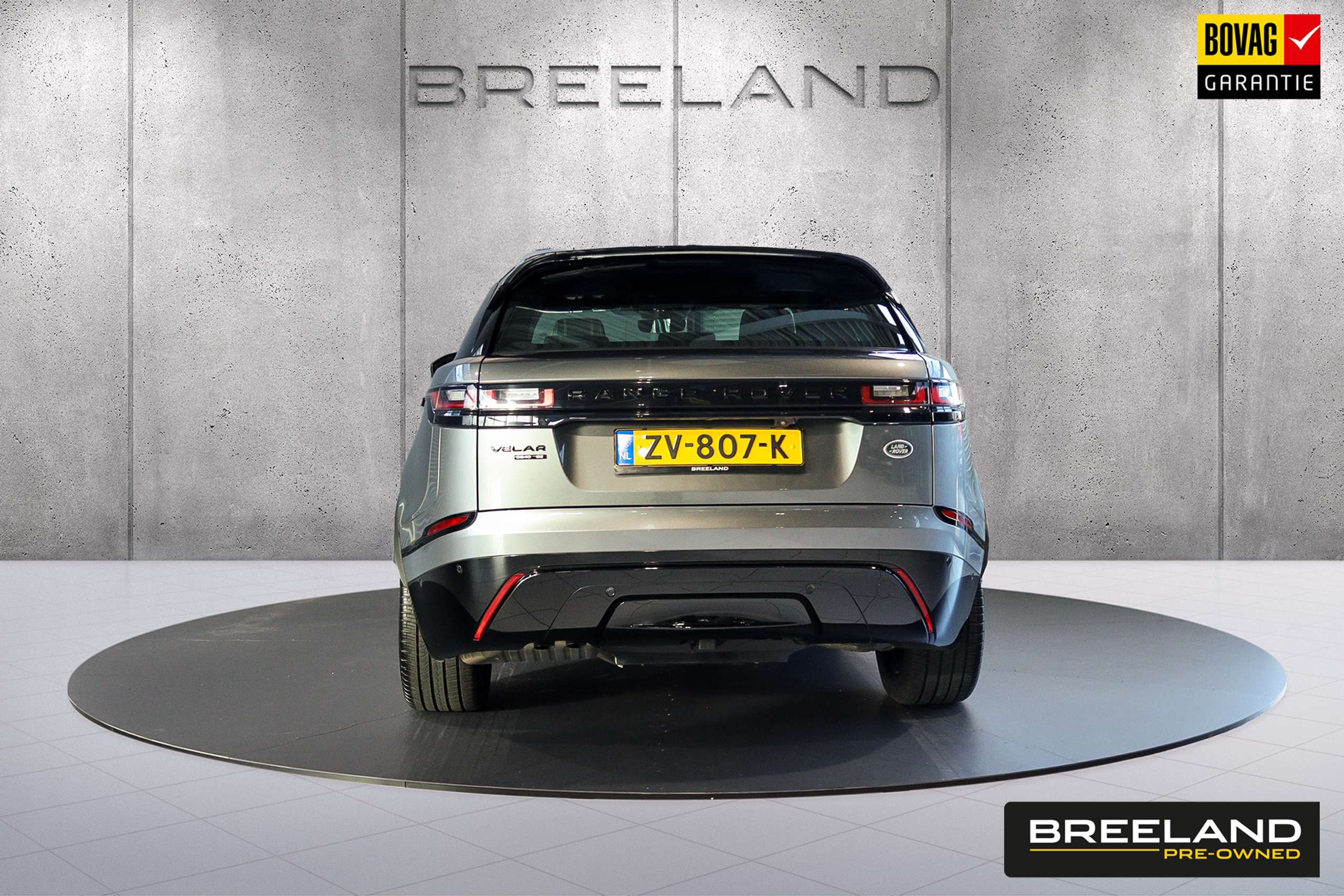 Land Rover - Range Rover Velar