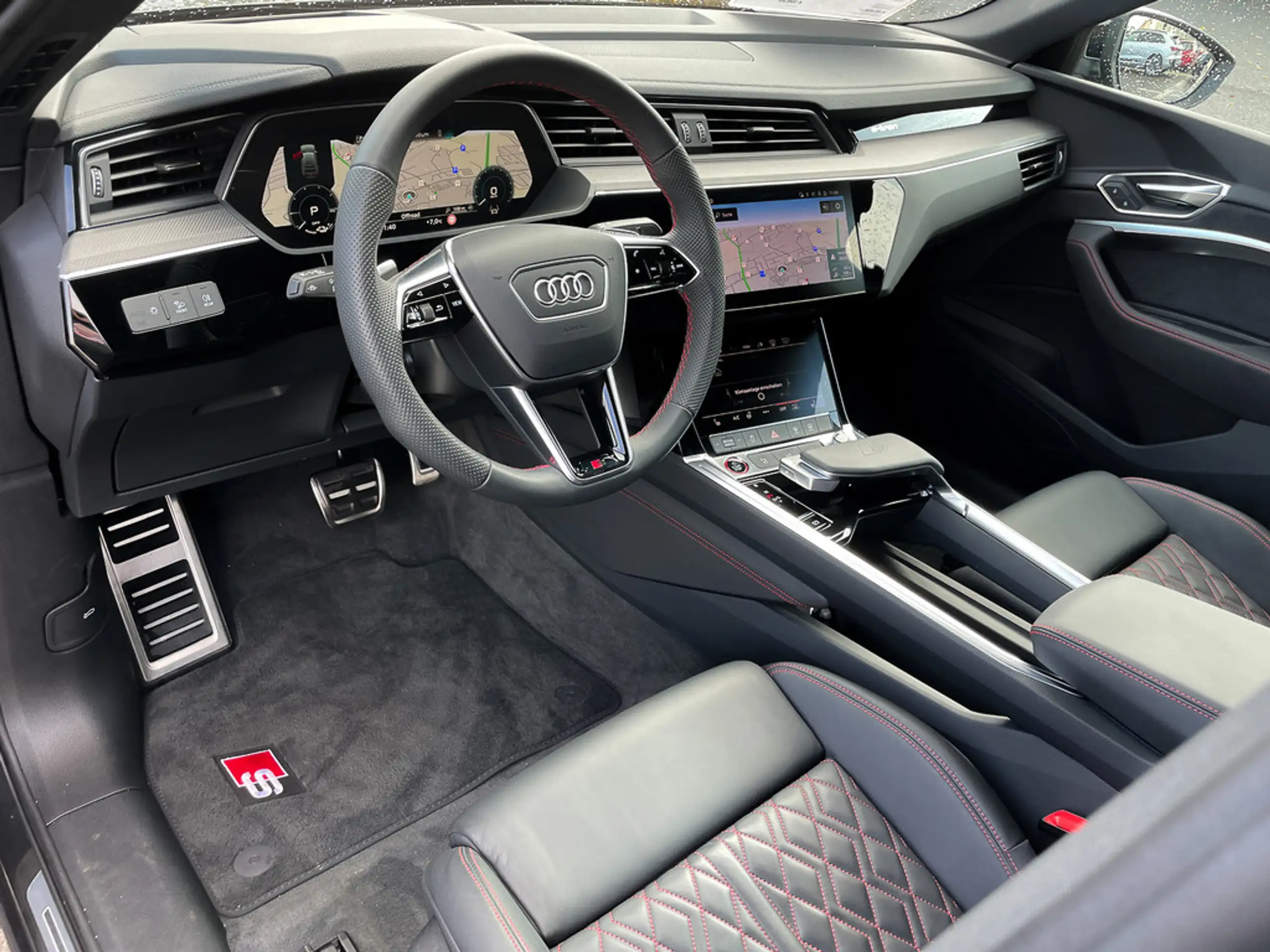 Audi - SQ8