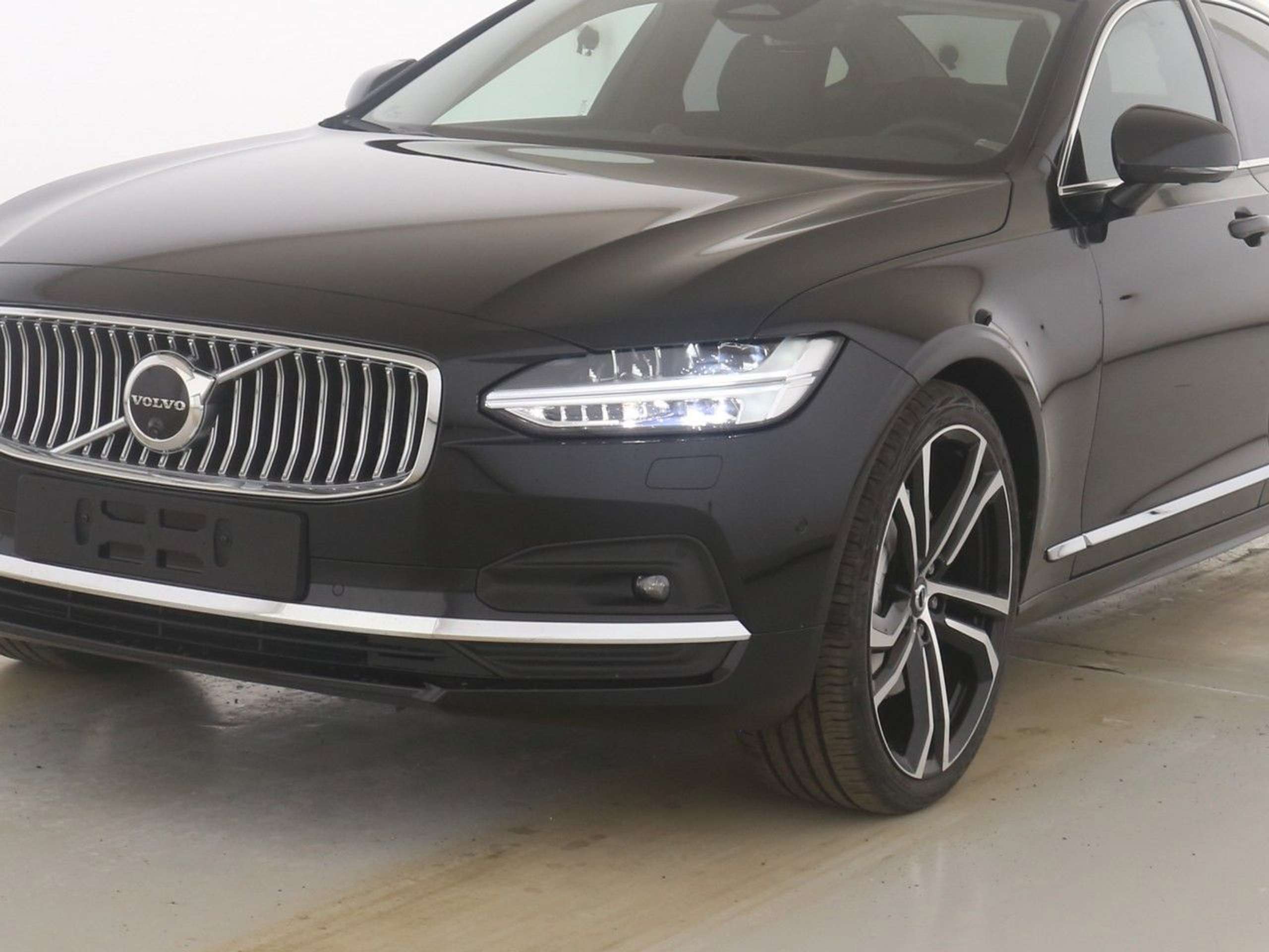 Volvo - S90