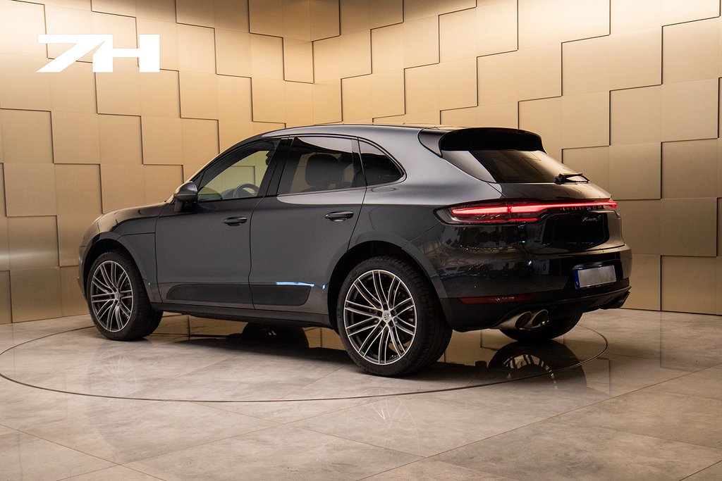 Porsche - Macan