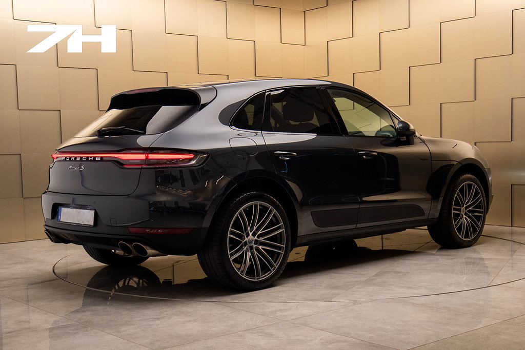 Porsche - Macan