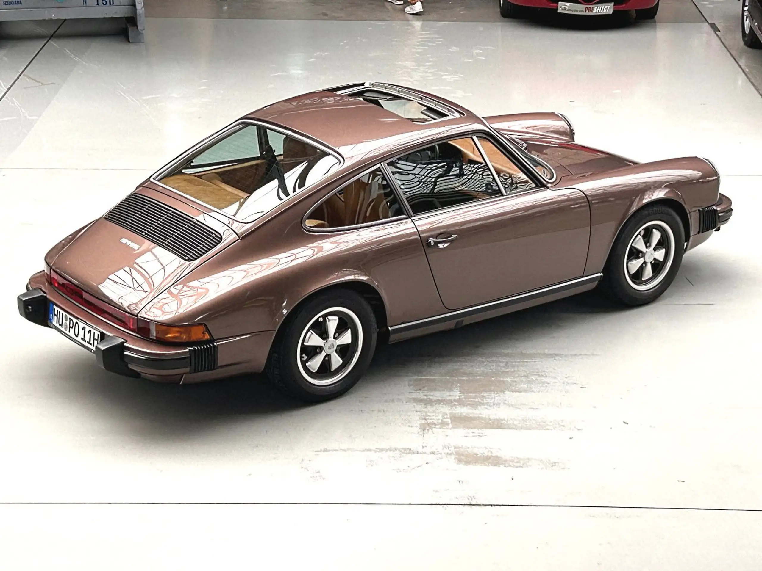 Porsche - 911