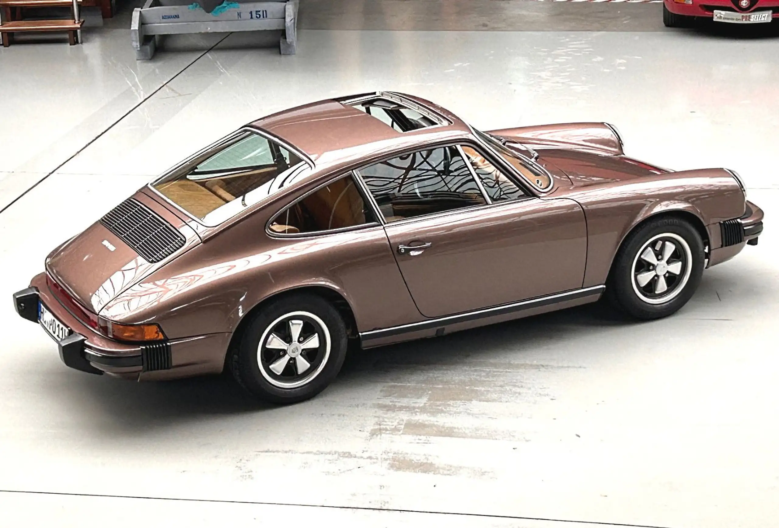 Porsche - 911