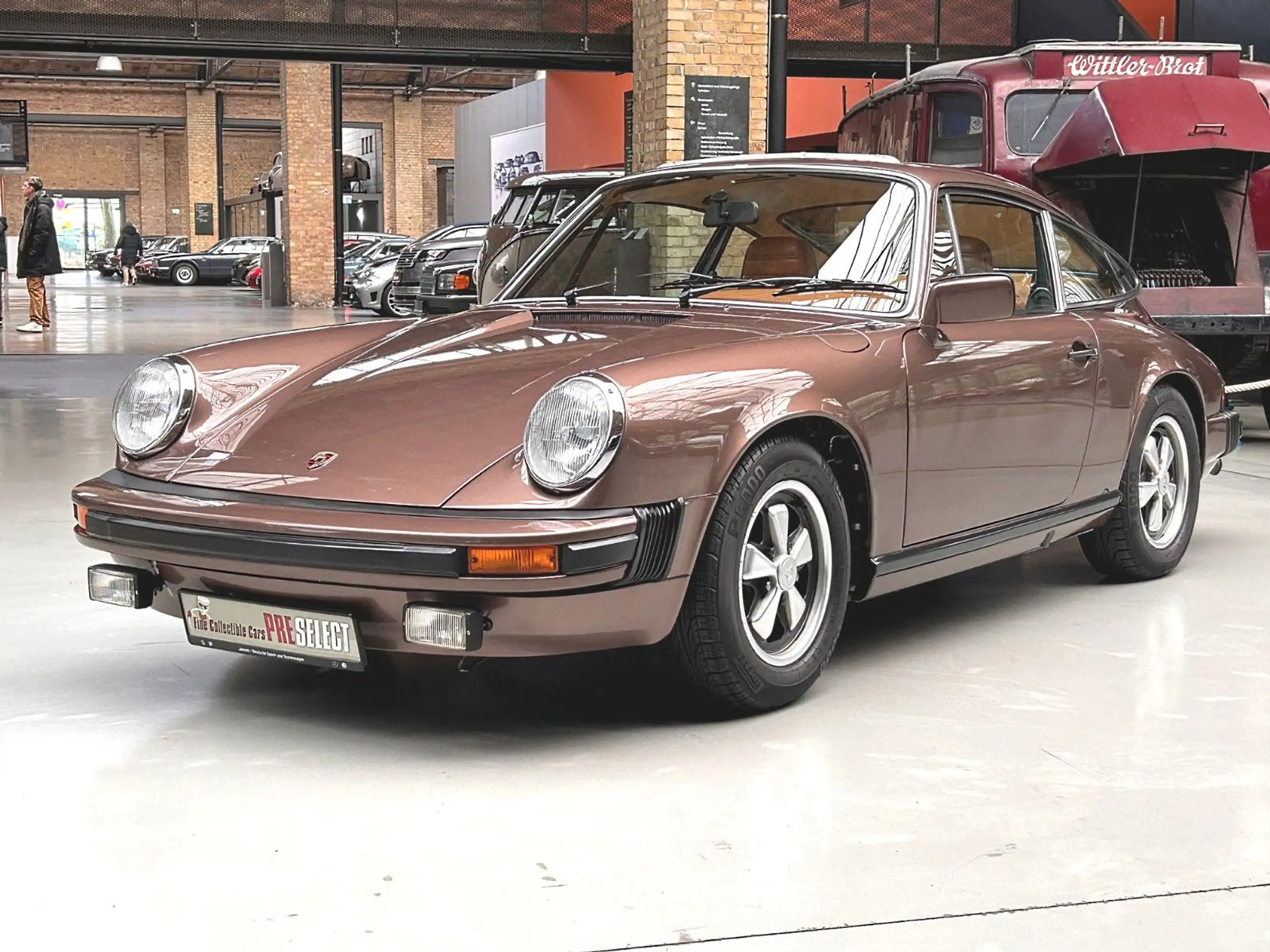 Porsche - 911