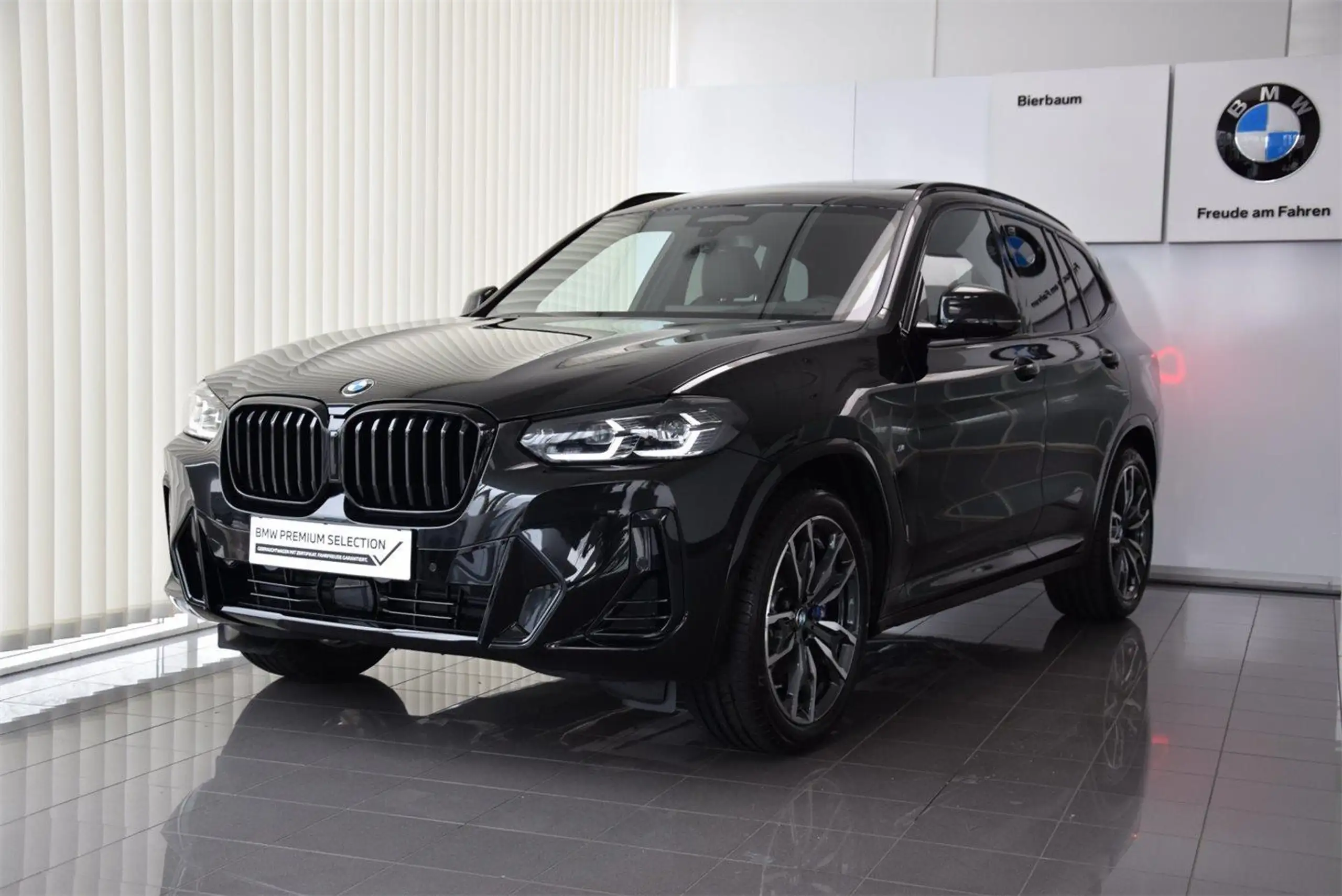 BMW - X3