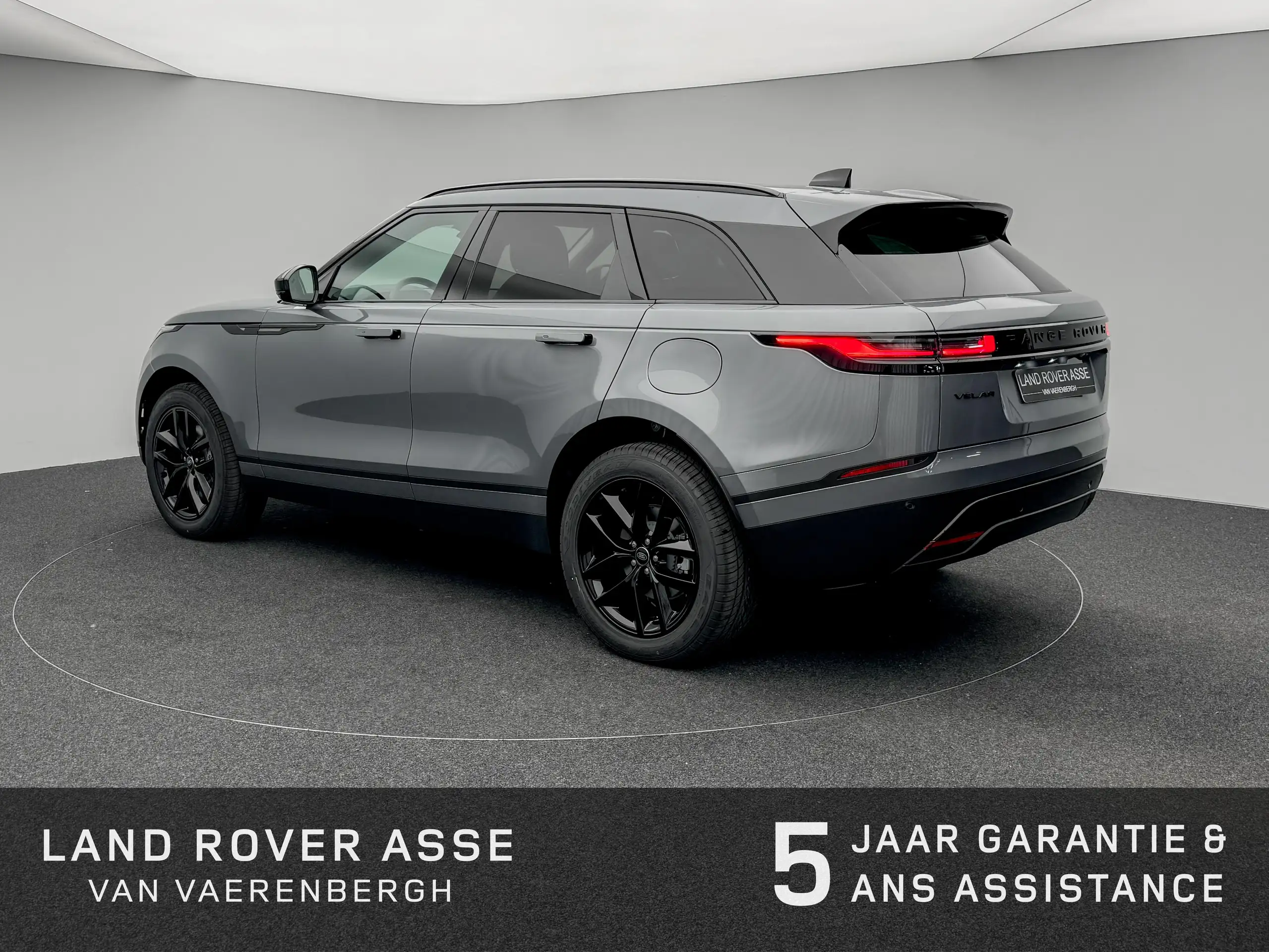 Land Rover - Range Rover Velar